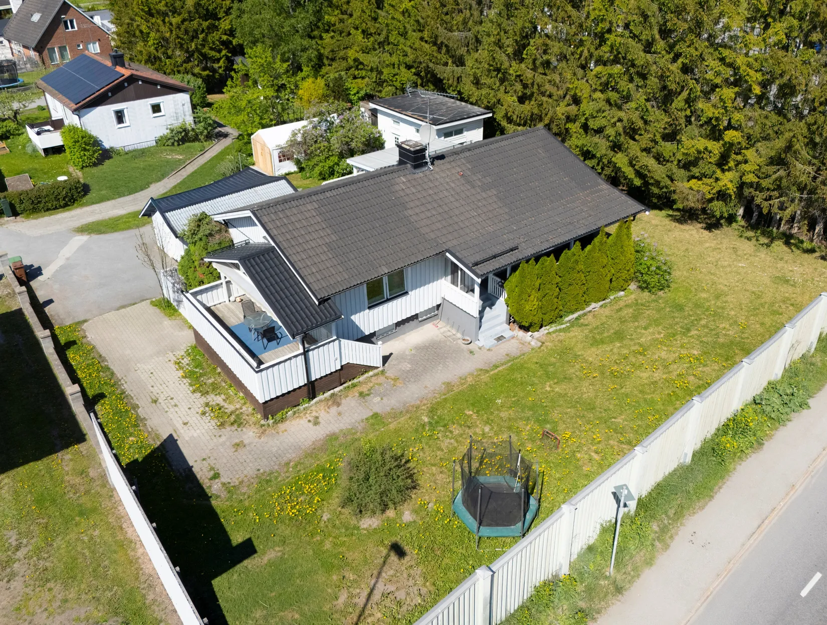 Villa, Bärnstensvägen 5, Skälby, Järfälla