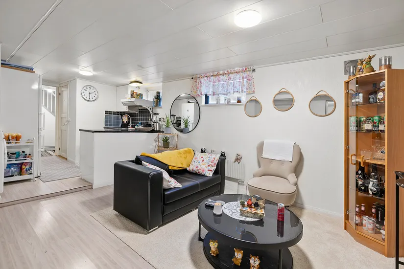 Villa, Bärnstensvägen 5, Skälby, Järfälla
