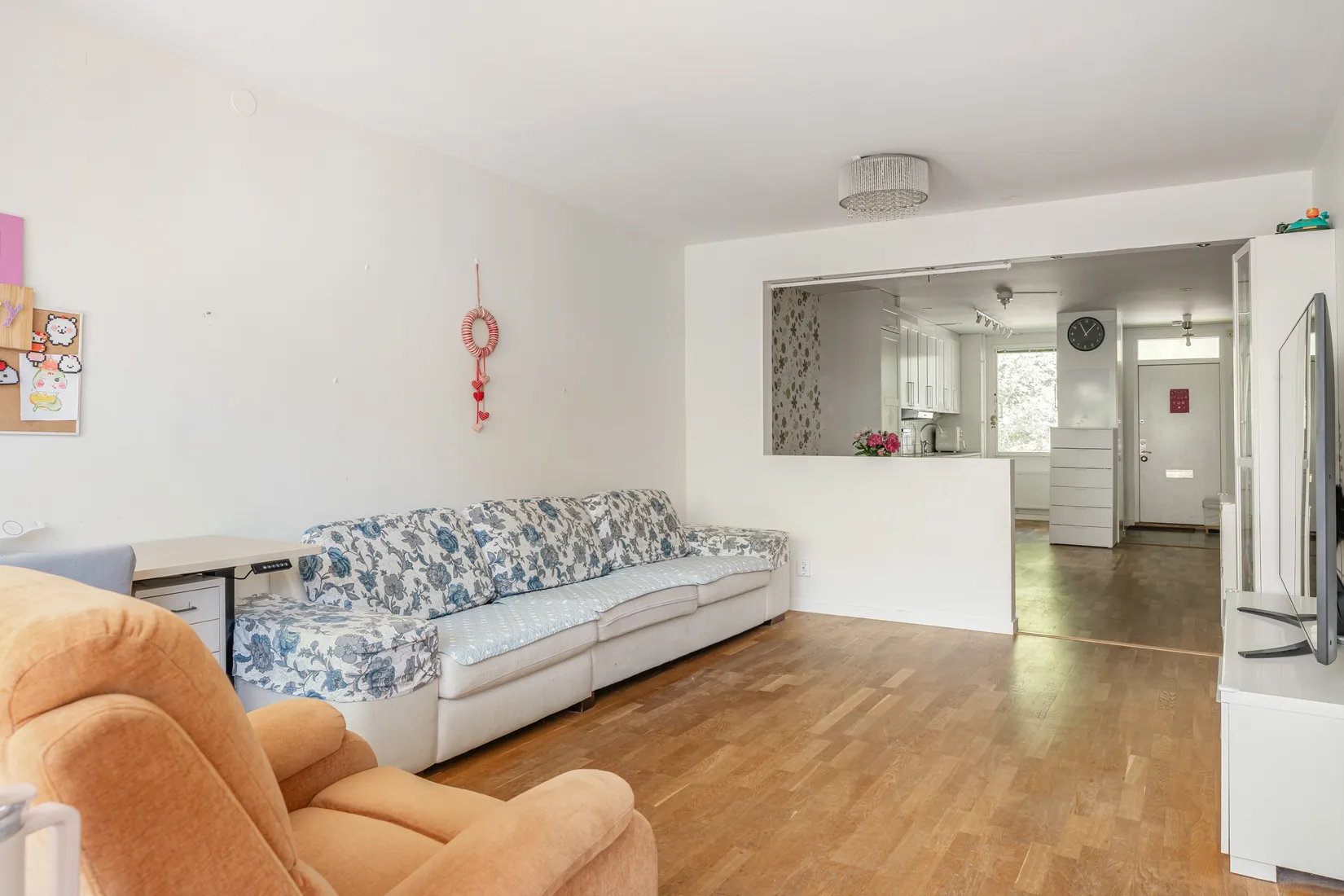 Bostadsrätt, Lomvägen 609, Kärrdal, Sollentuna