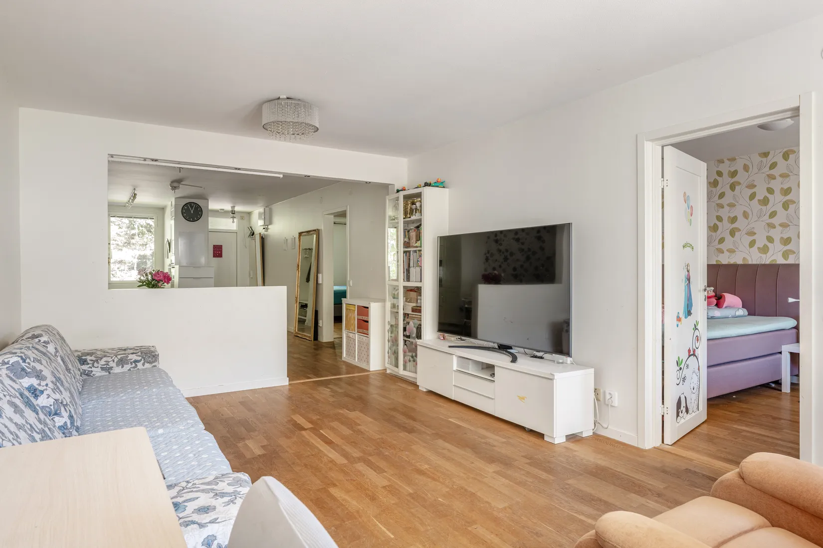 Bostadsrätt, Lomvägen 609, Kärrdal, Sollentuna