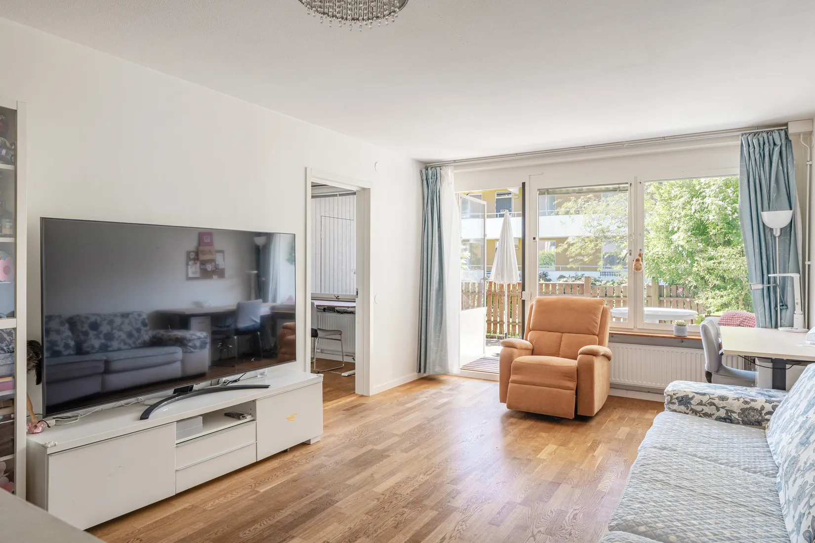 Bostadsrätt, Lomvägen 609, Kärrdal, Sollentuna
