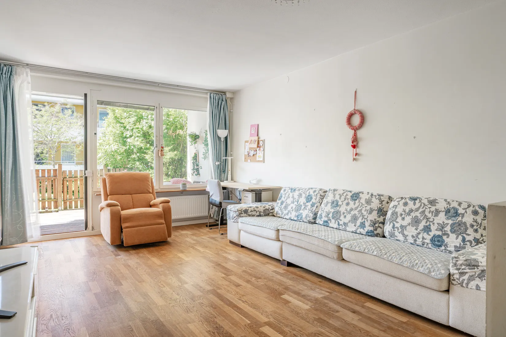Bostadsrätt, Lomvägen 609, Kärrdal, Sollentuna