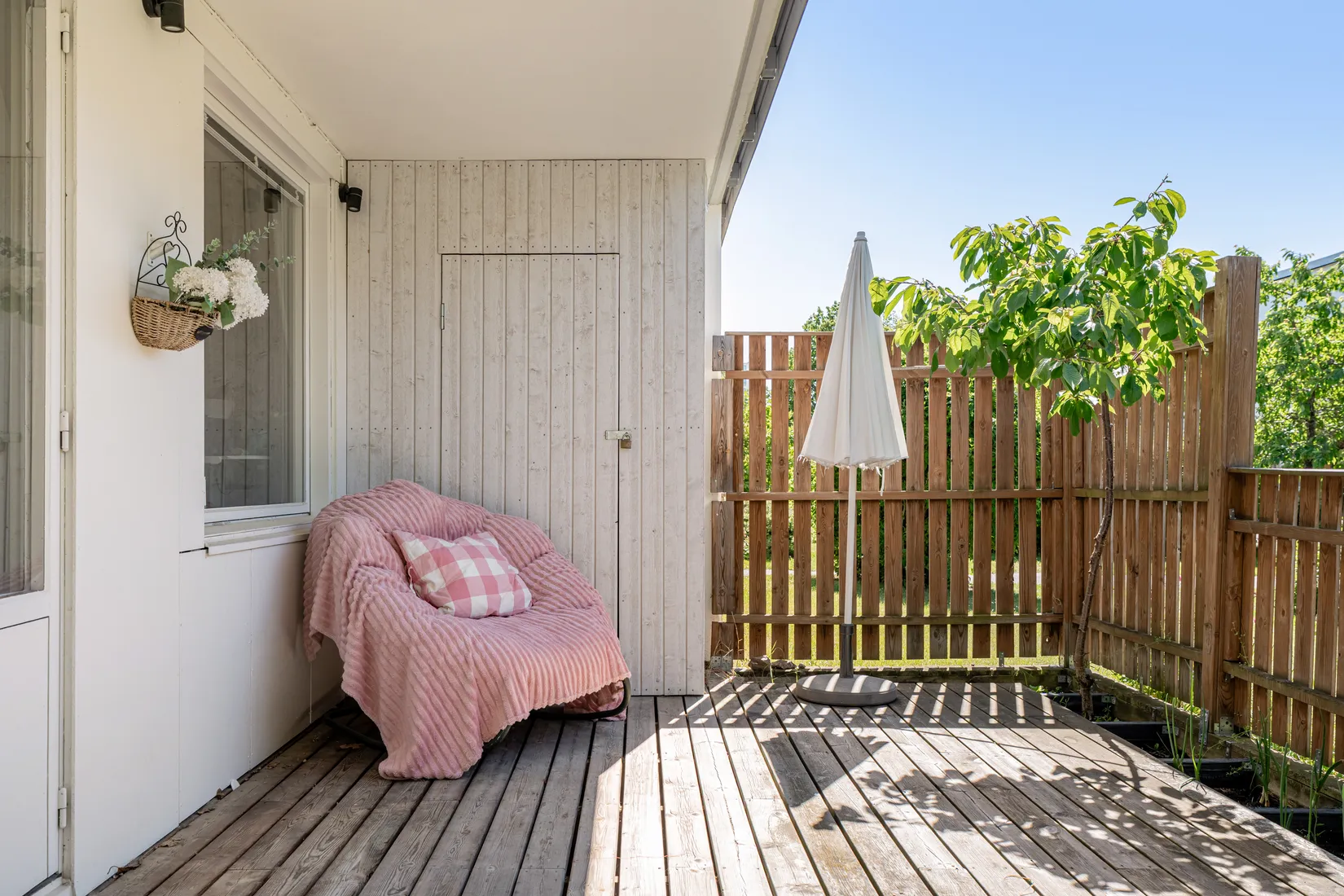 Bostadsrätt, Lomvägen 609, Kärrdal, Sollentuna
