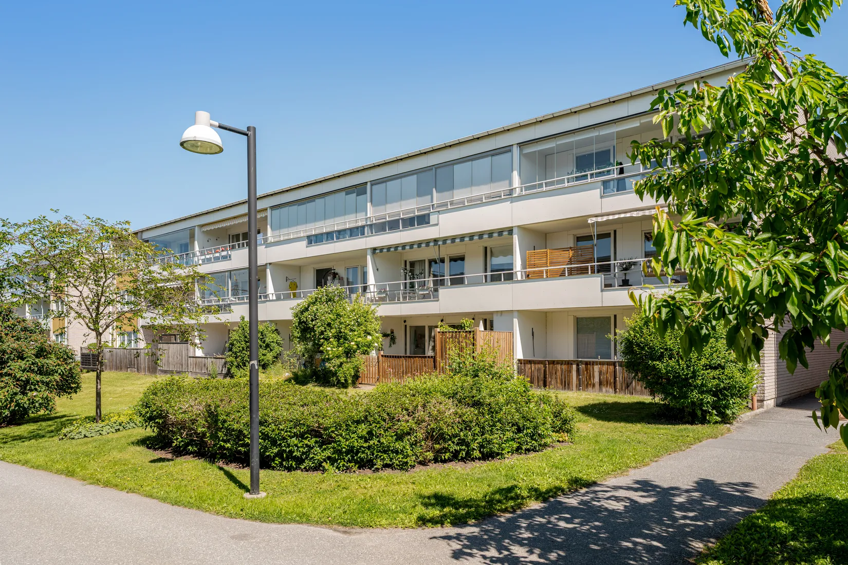 Bostadsrätt, Lomvägen 609, Kärrdal, Sollentuna