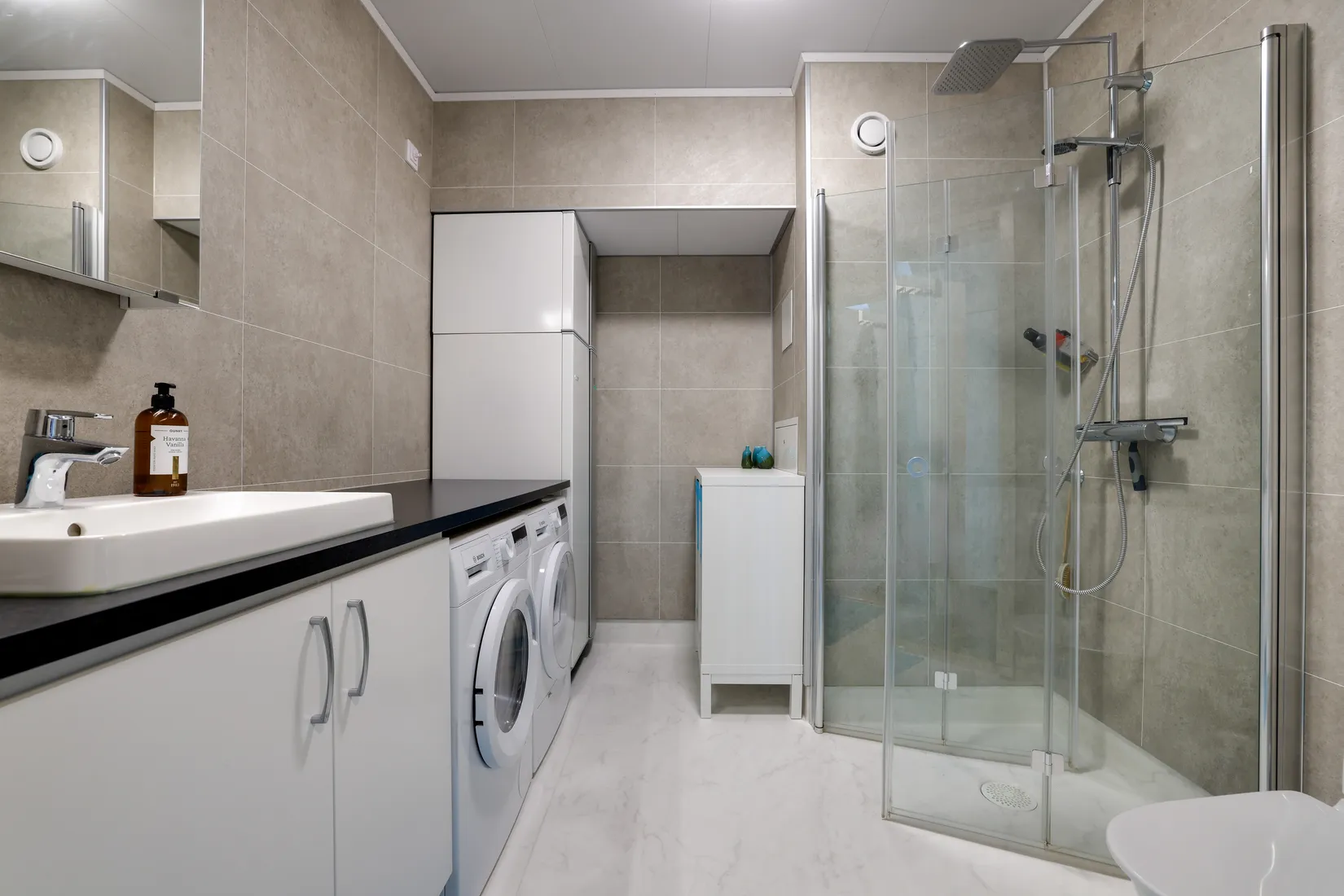 Bostadsrätt, Radhus, Alna Gränd 7 A, Örebro