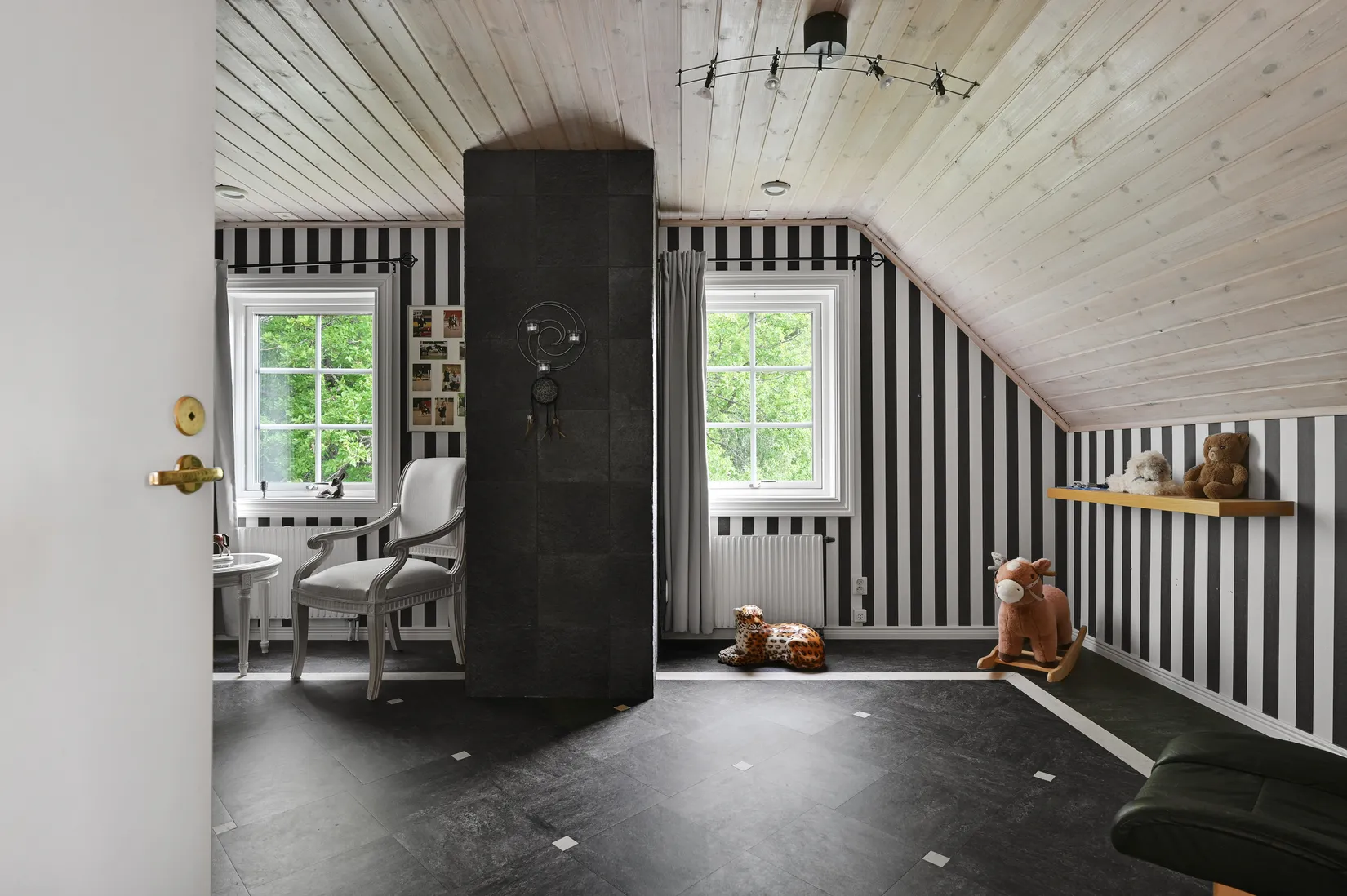 Villa, Allévägen 18, Ekerö Sommarstad, Ekerö