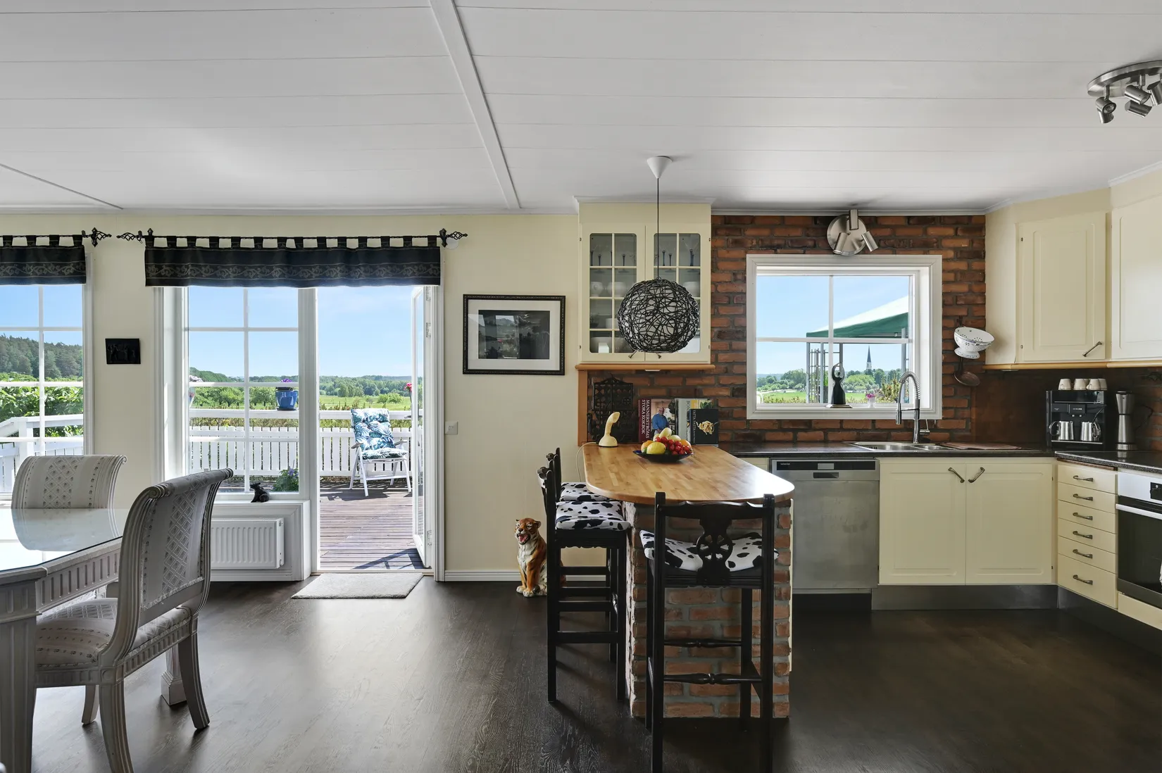 Villa, Allévägen 18, Ekerö Sommarstad, Ekerö