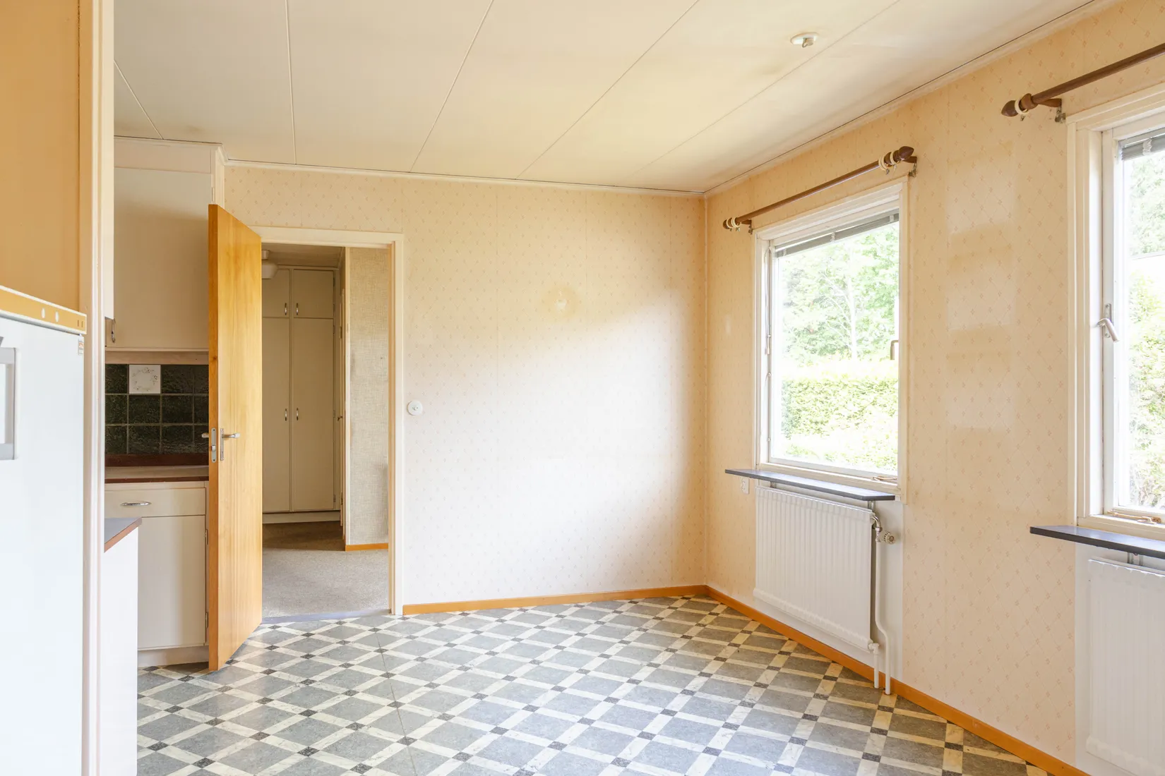 Radhus, Snöflingegatan 4, Talltorp, Västerås