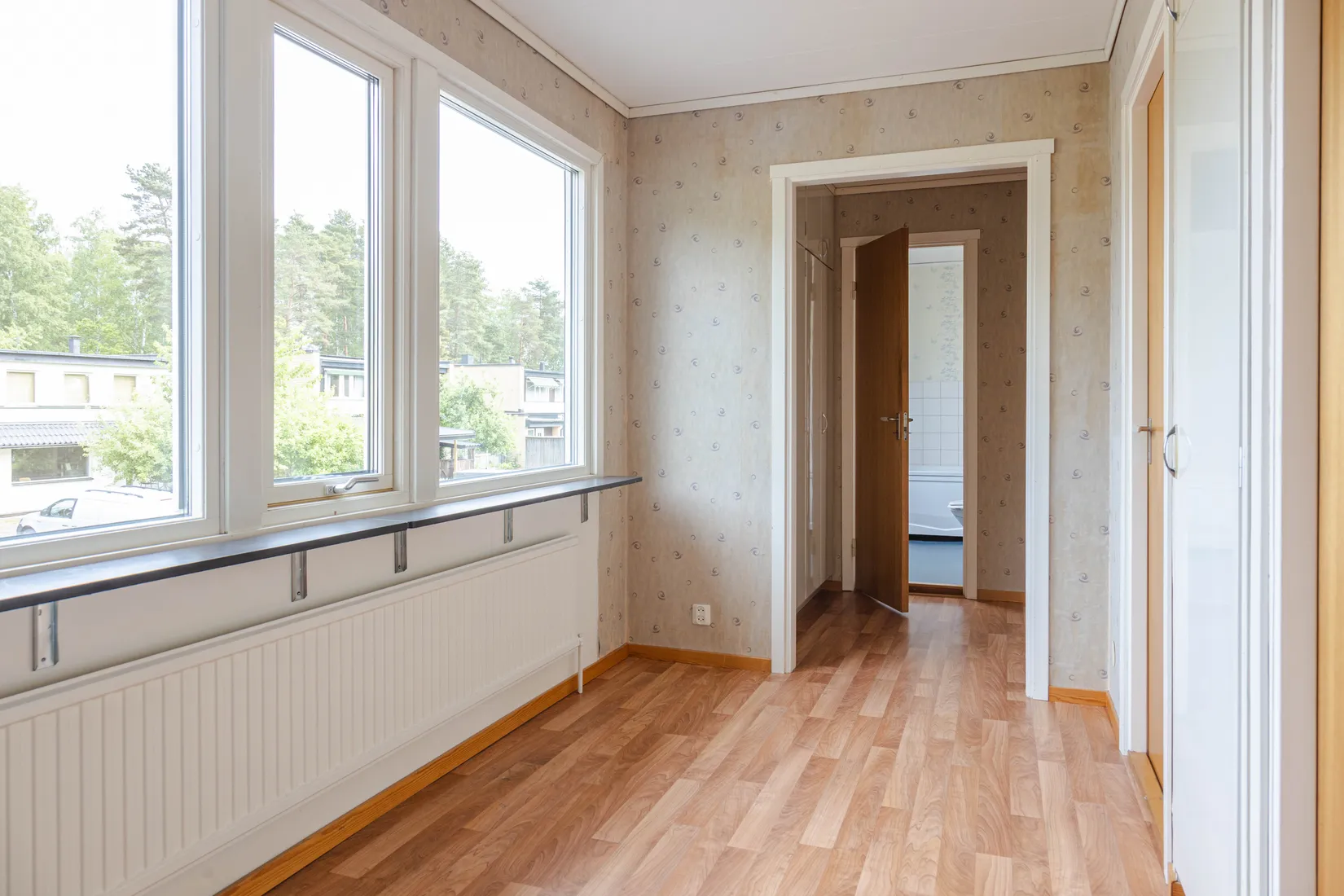 Radhus, Snöflingegatan 4, Talltorp, Västerås