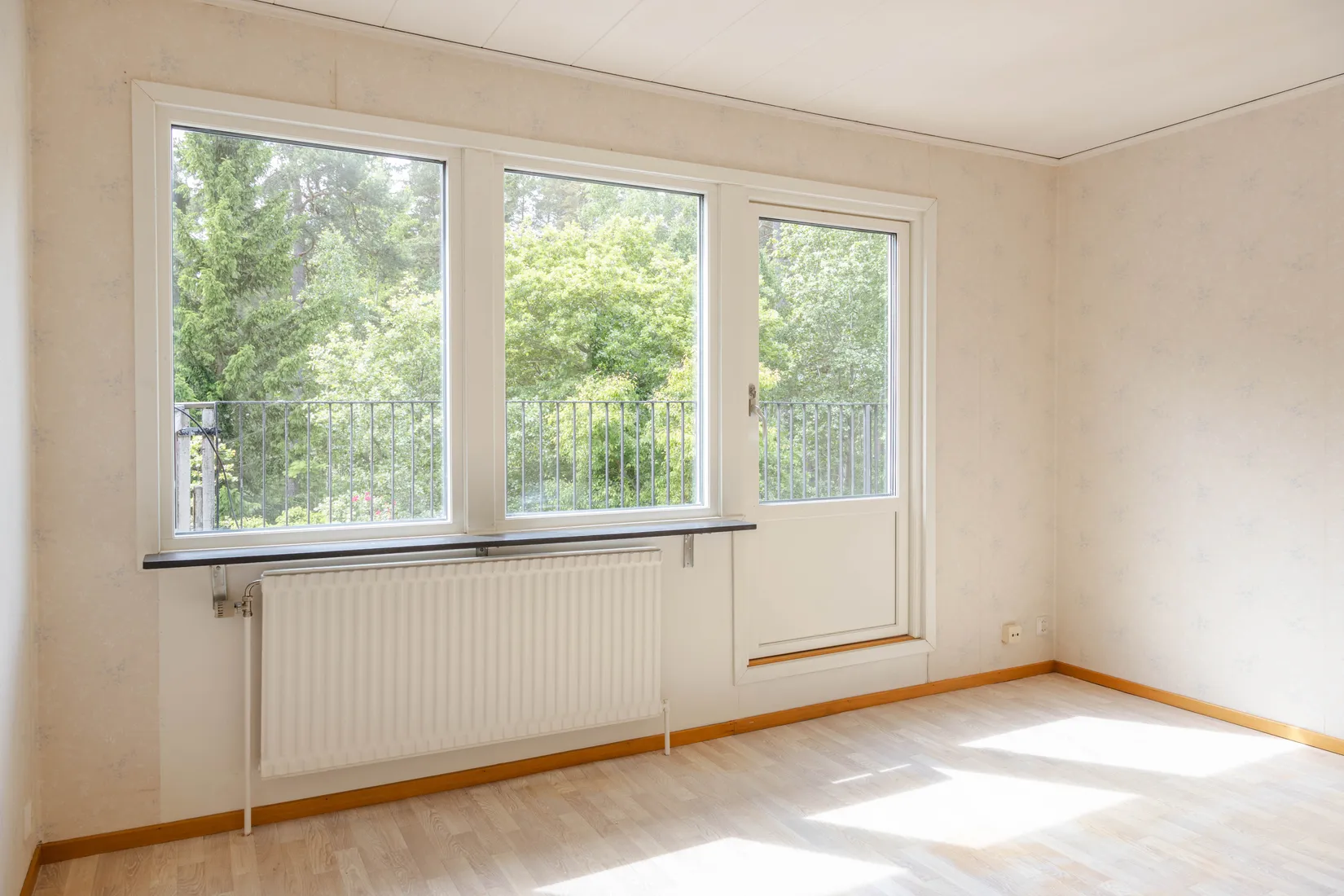 Radhus, Snöflingegatan 4, Talltorp, Västerås