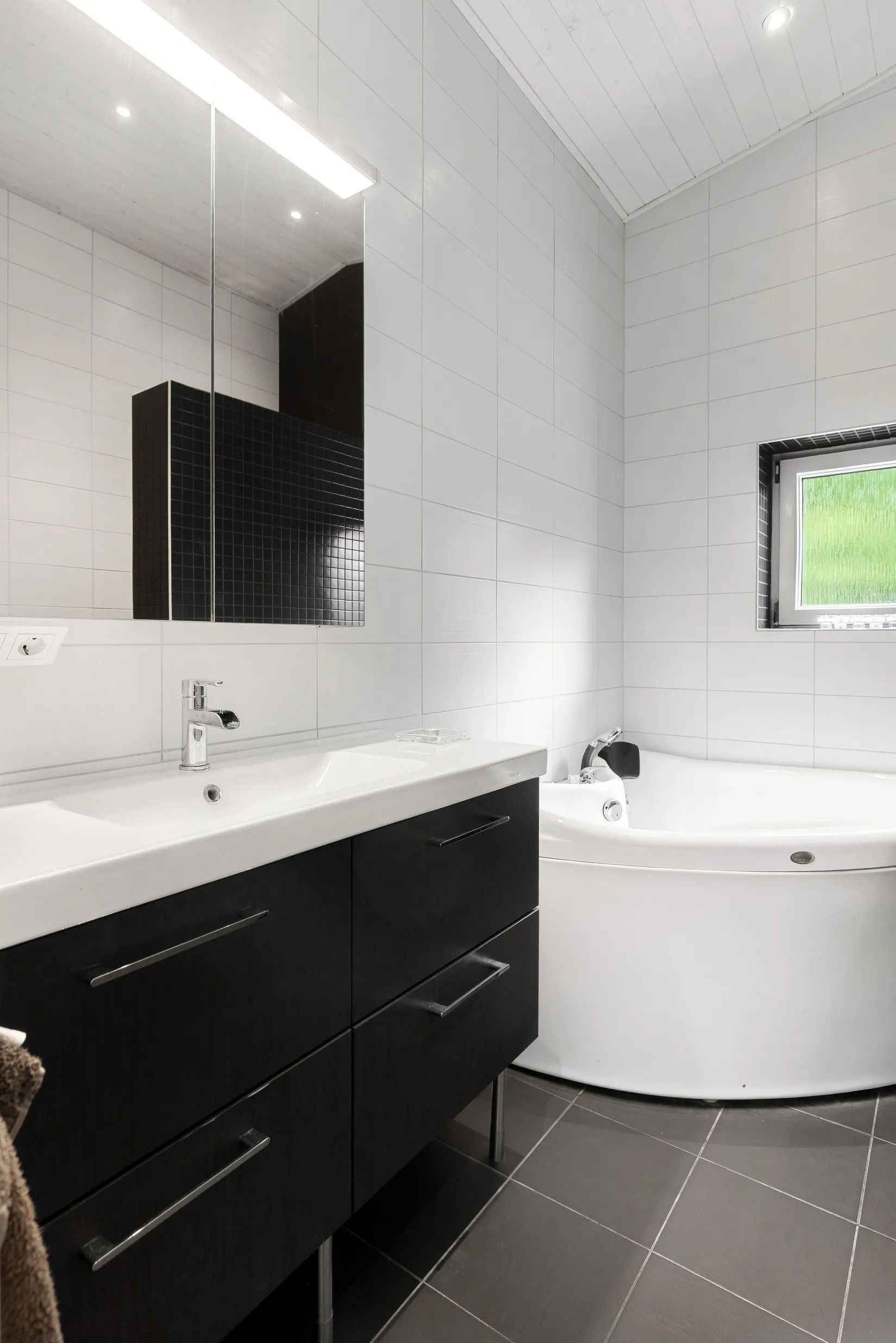 Villa, Flugsnapparvägen 18, Borsökna, Eskilstuna