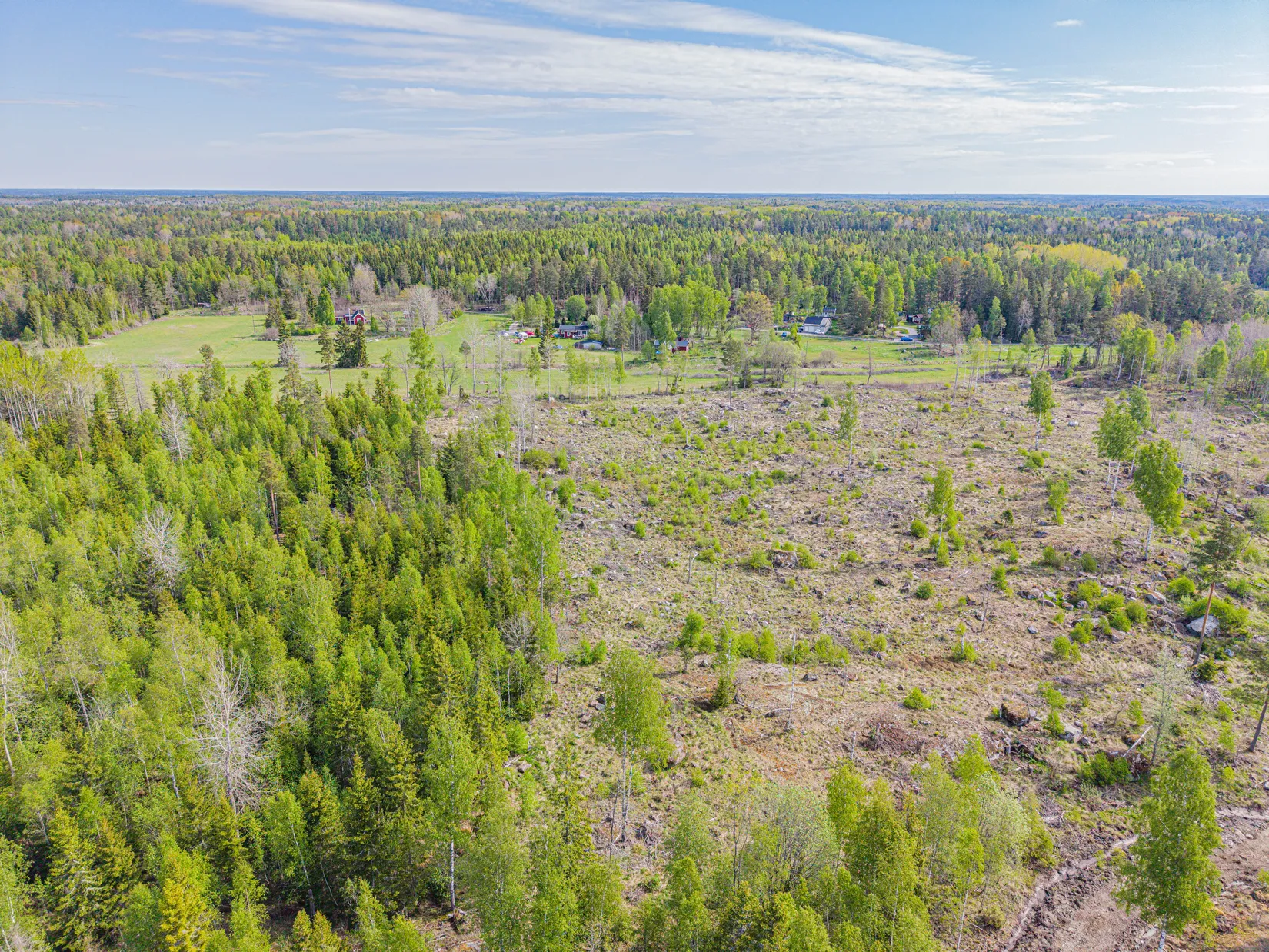 Gård/Skog, Skapa er hästgårdsdröm med högt och naturnära läge i Örsundsbro, Örsundsbro, Enköping