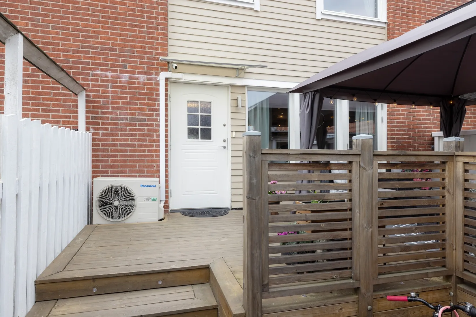 Radhus, Kakelstigen 22, Brunna, Upplands-Bro
