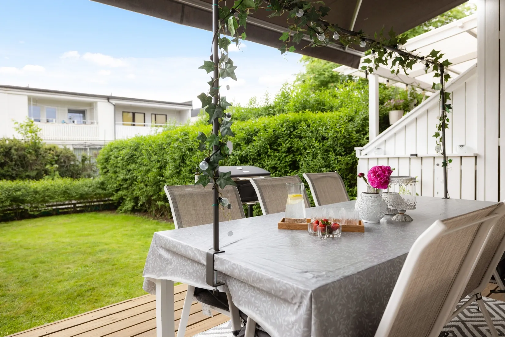 Radhus, Kakelstigen 22, Brunna, Upplands-Bro