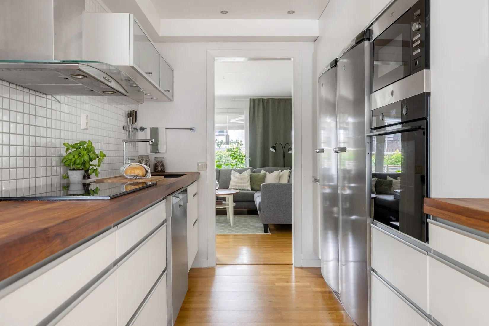 Radhus, Kakelstigen 22, Brunna, Upplands-Bro