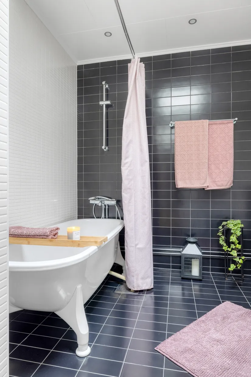 Radhus, Kakelstigen 22, Brunna, Upplands-Bro