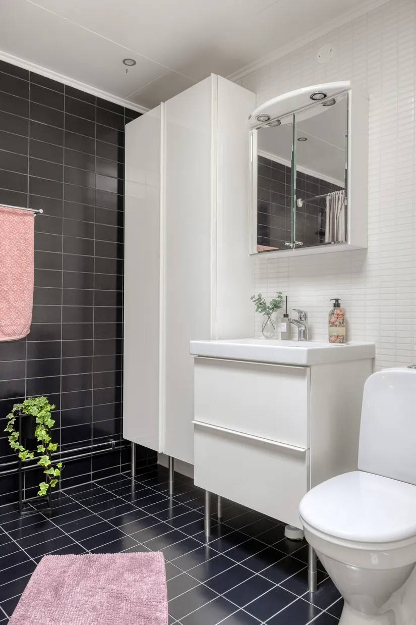 Radhus, Kakelstigen 22, Brunna, Upplands-Bro
