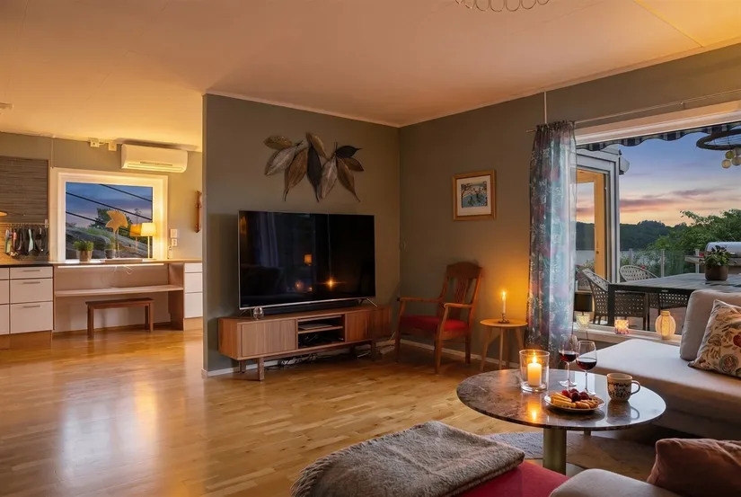 Villa, Röda vägen 18, Lanesund, Uddevalla