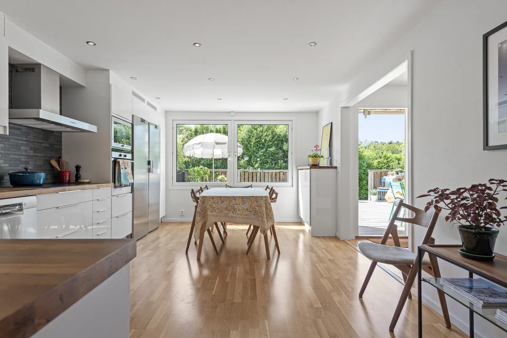 Villa, Radhus, Cypressvägen 52, Enebyberg, Danderyd