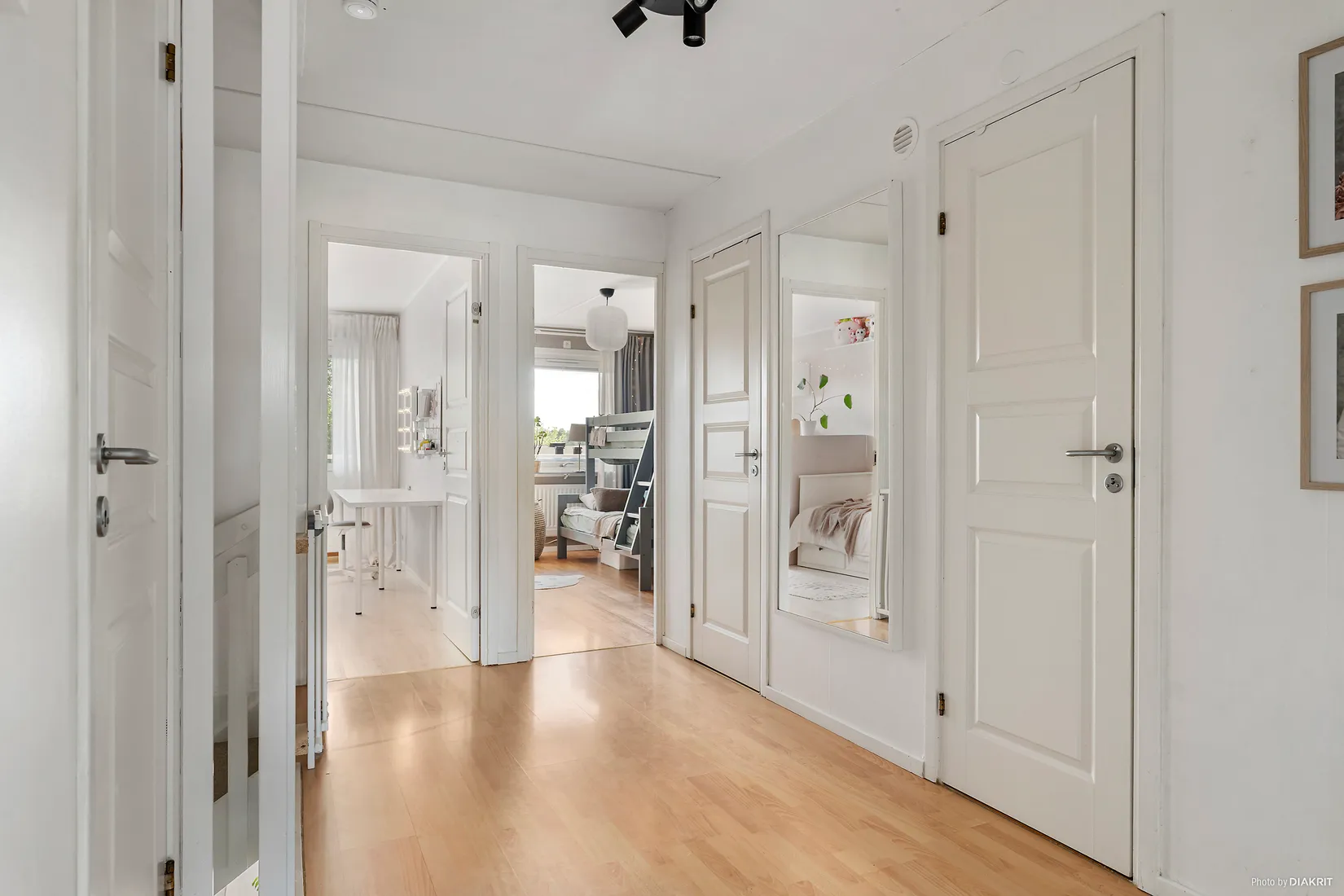 Radhus, Tunavägen 15, Upplands-Bro