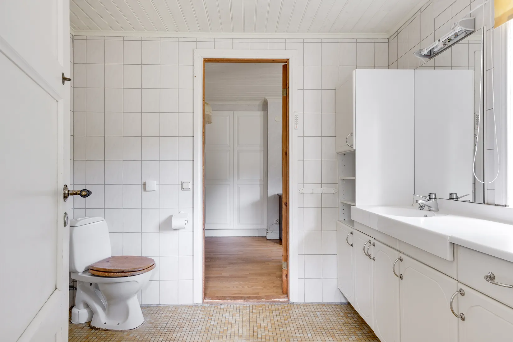 Villa, Södra Ekhamn Stentorpet 30, Södra Ekhamn, Knivsta