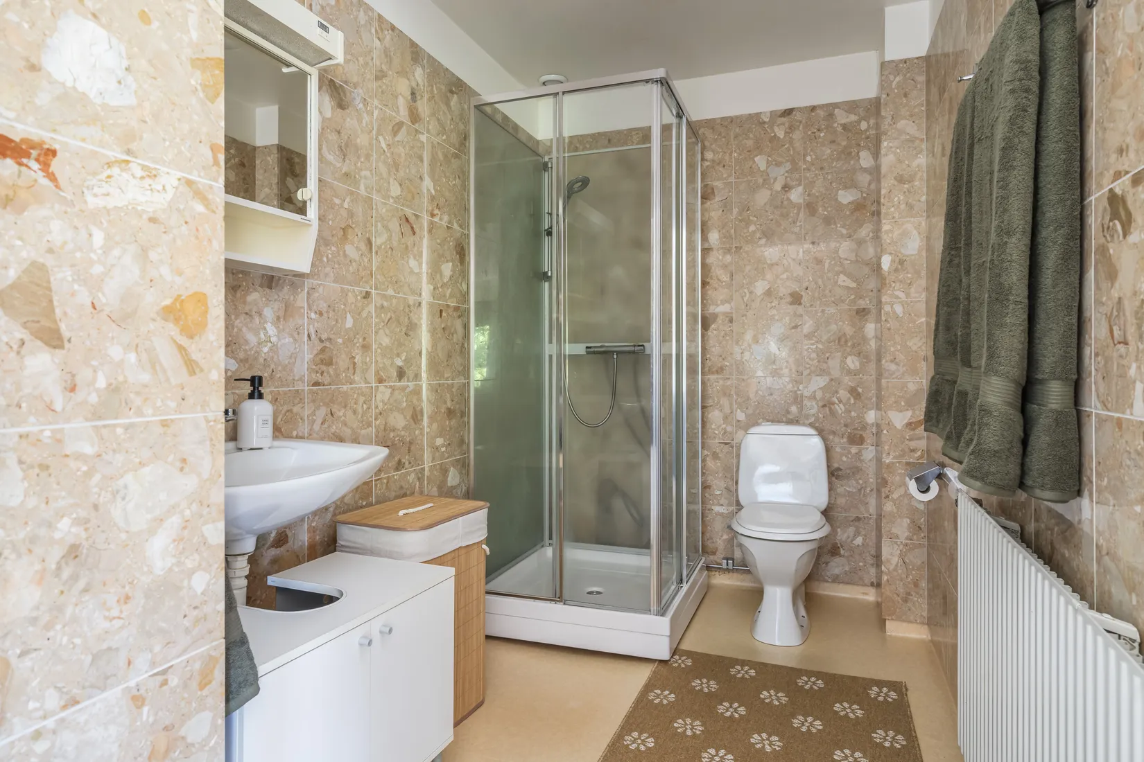 Villa, Radhus, Skogsbovägen 20A, Åby, Norrköping