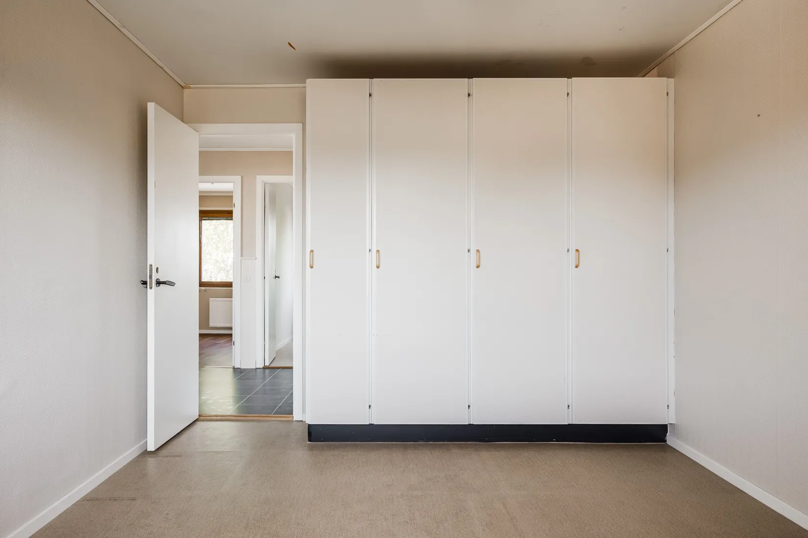 Villa, Radhus, Blåbärsstigen 43, Töreboda