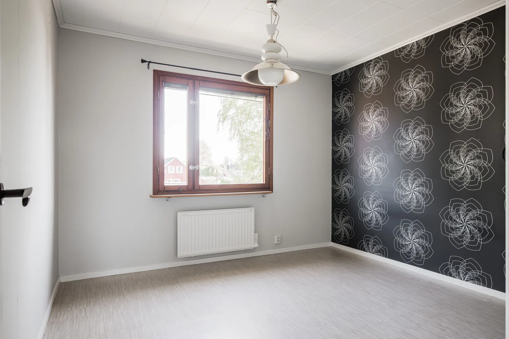 Villa, Radhus, Blåbärsstigen 43, Töreboda