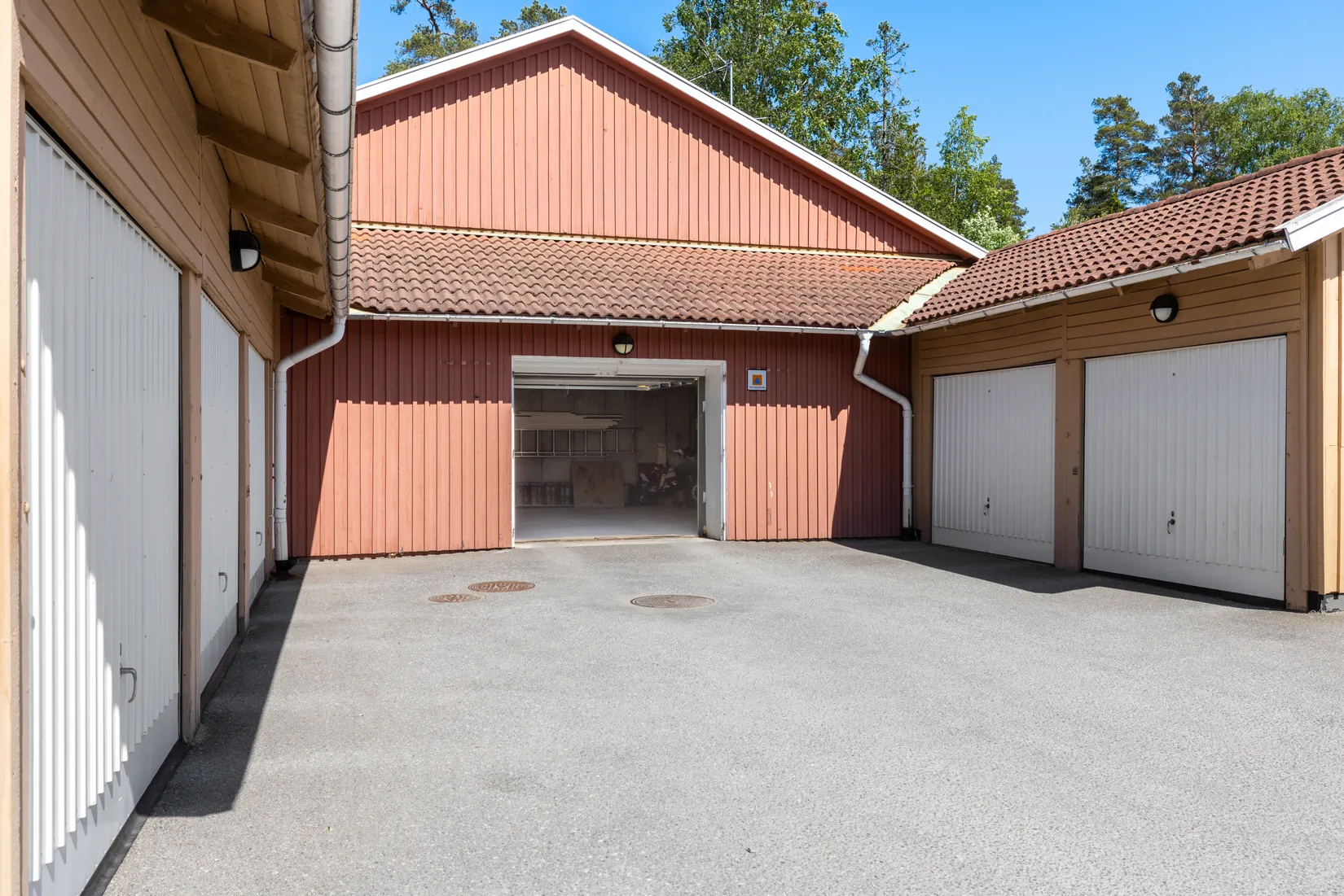 Villa, Ranunkelgränd 50, Bergfoten/Farmarstigen, Tyresö