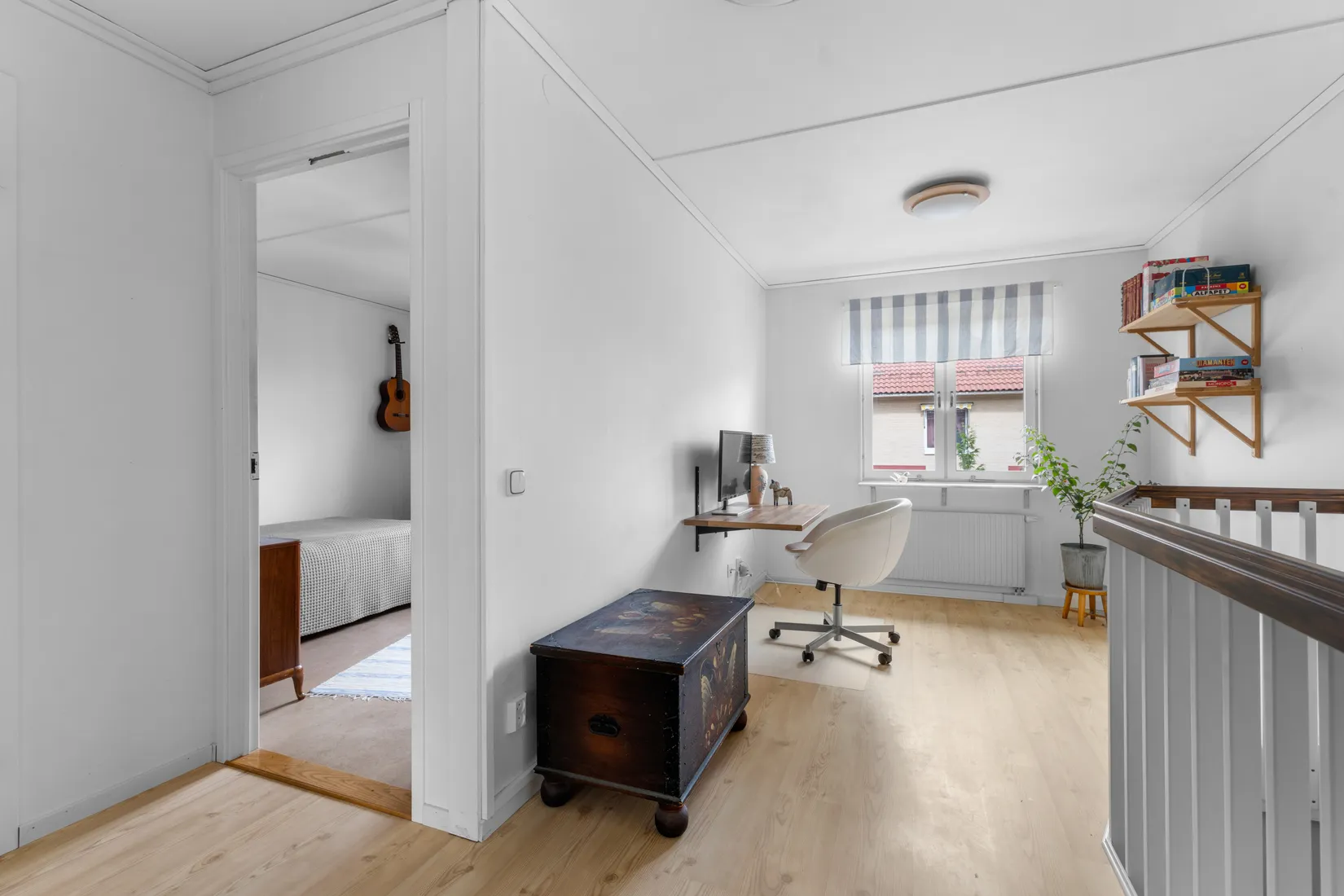 Radhus, Ranunkelgränd 50, Bergfoten/Farmarstigen, Tyresö