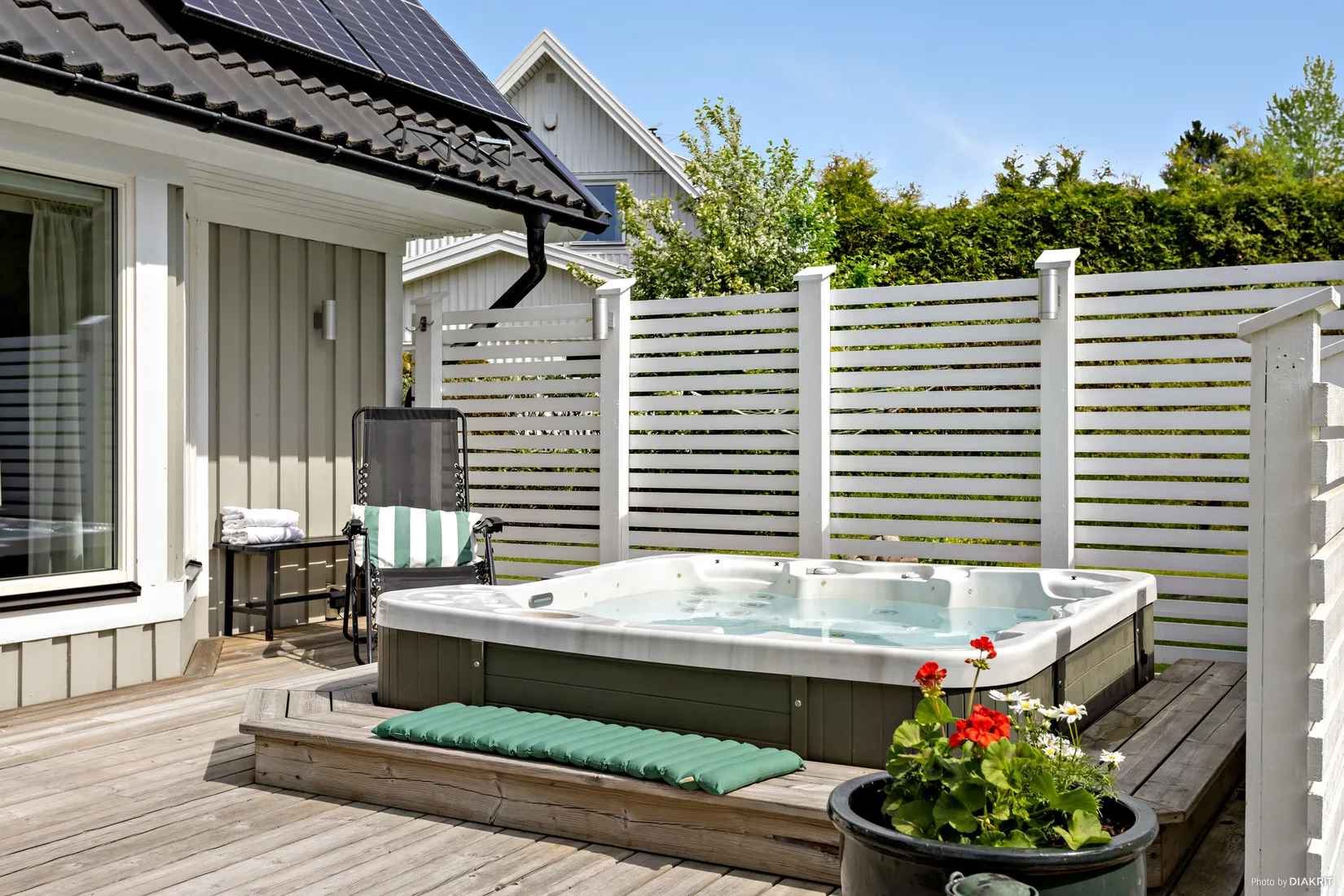 Villa, Fnyskvägen 4, Öringe, Tyresö