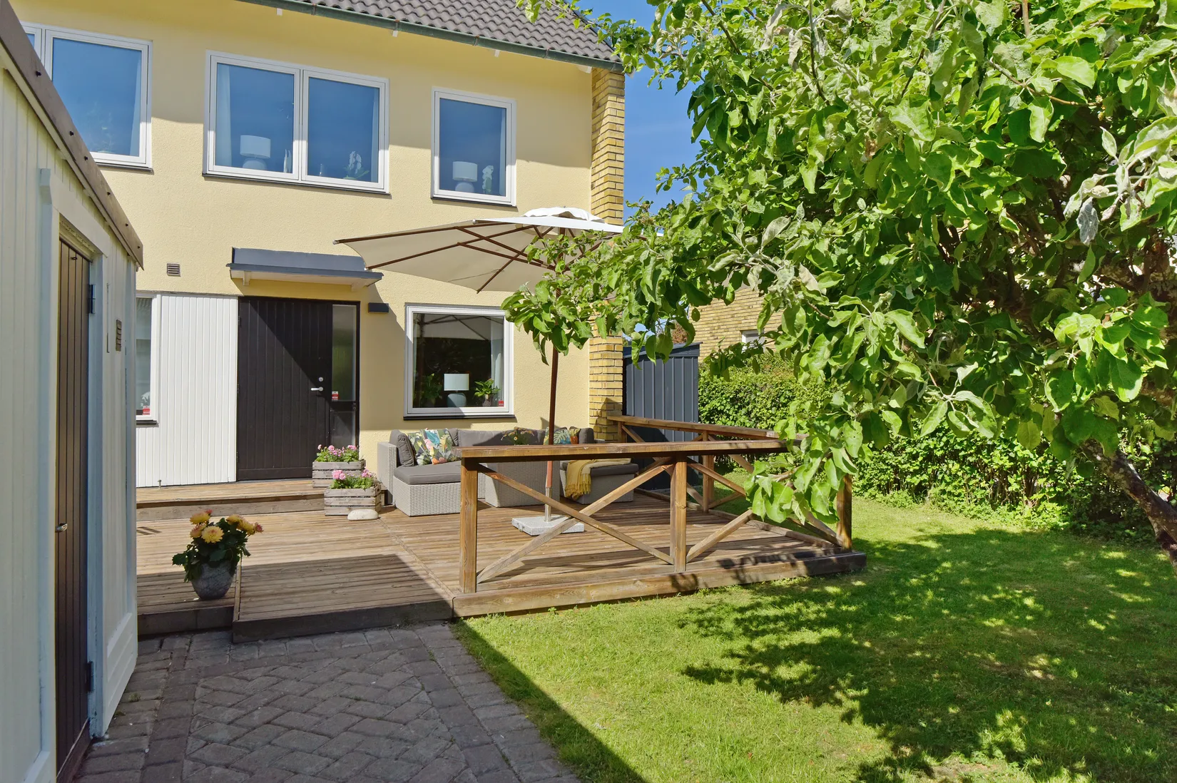 Radhus, Älvkvarnsvägen 58, Solhem, Stockholm