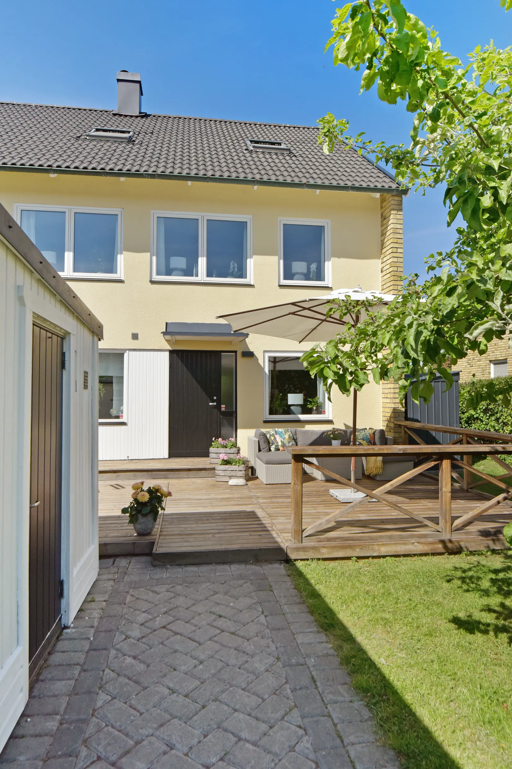 Radhus, Älvkvarnsvägen 58, Solhem, Stockholm