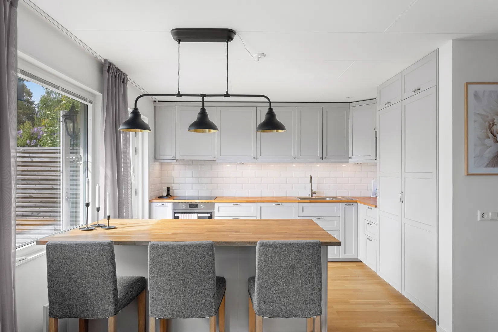 Villa, Radhus, Ananasvägen 40, Viksjö, Järfälla