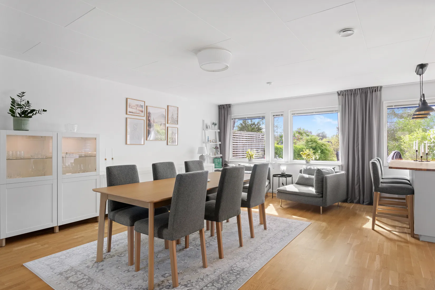 Villa, Radhus, Ananasvägen 40, Viksjö, Järfälla