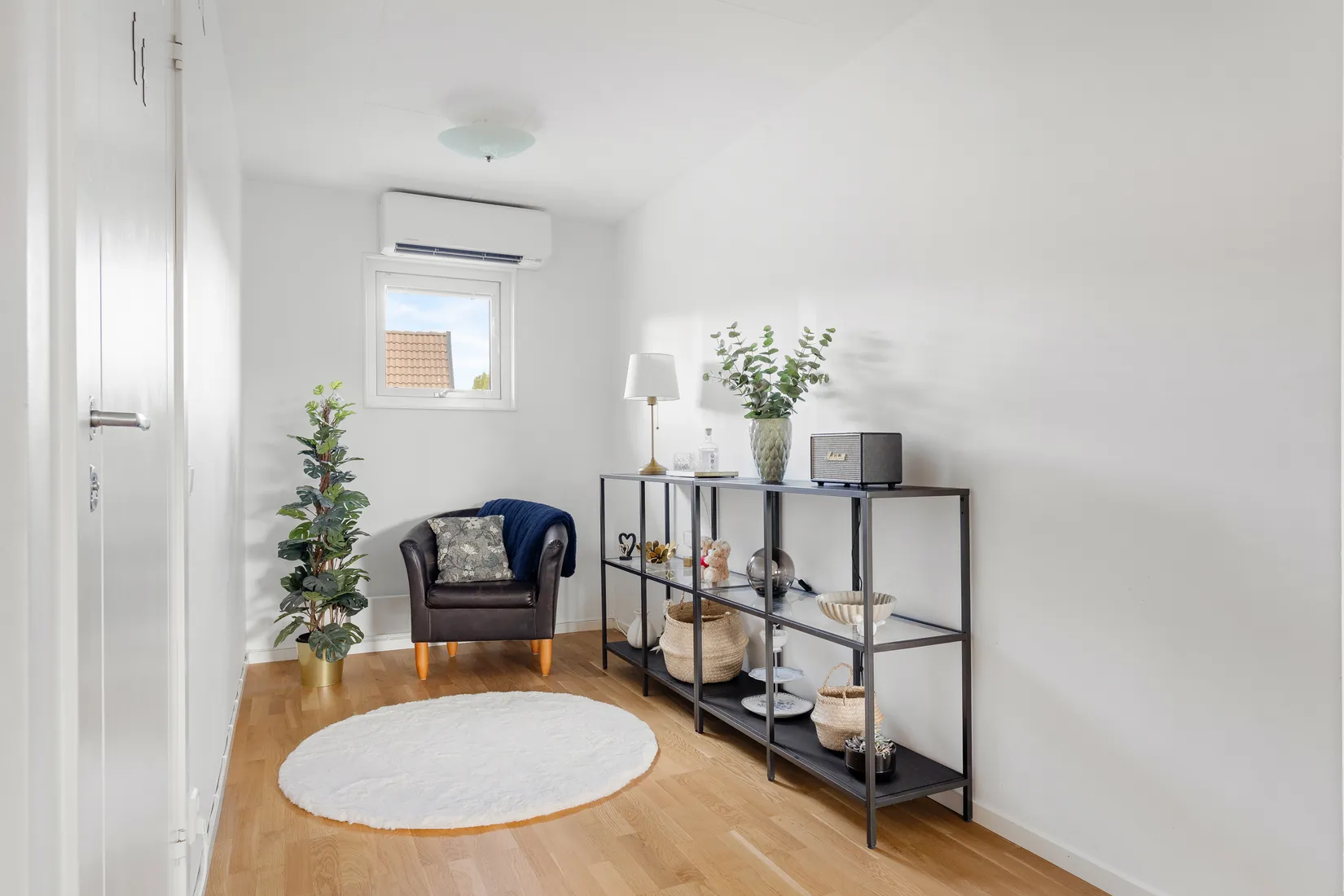 Villa, Radhus, Ananasvägen 40, Viksjö, Järfälla