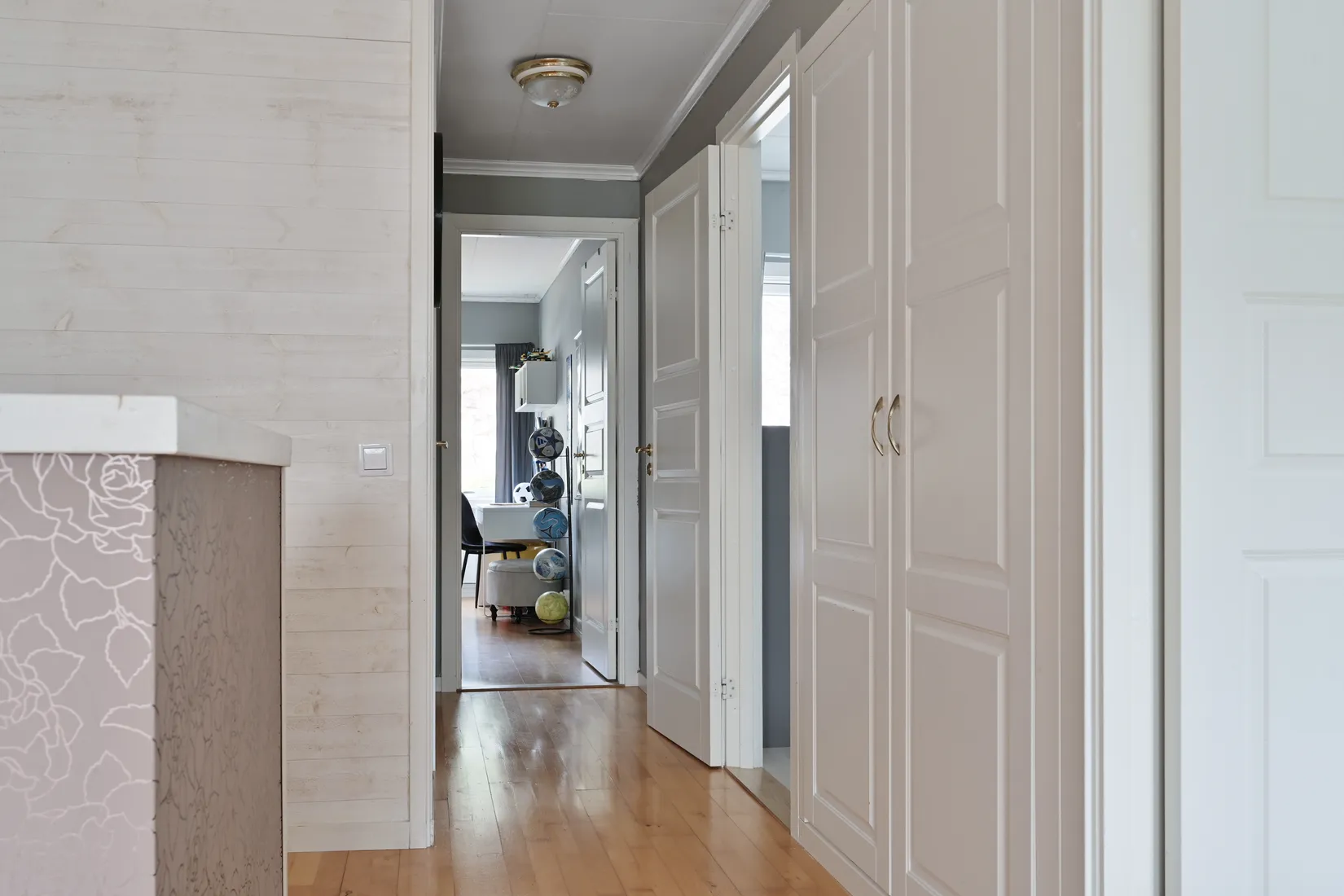 Villa, Radhus, Sundsborgsvägen 67, Odenslunda, Upplands Väsby