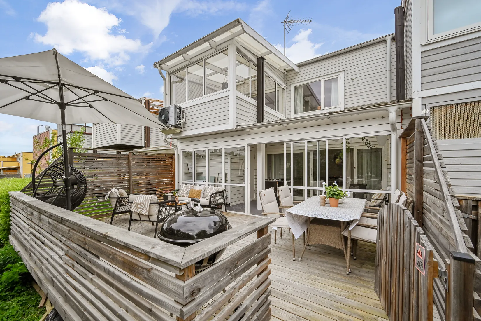 Villa, Radhus, Sundsborgsvägen 67, Odenslunda, Upplands Väsby