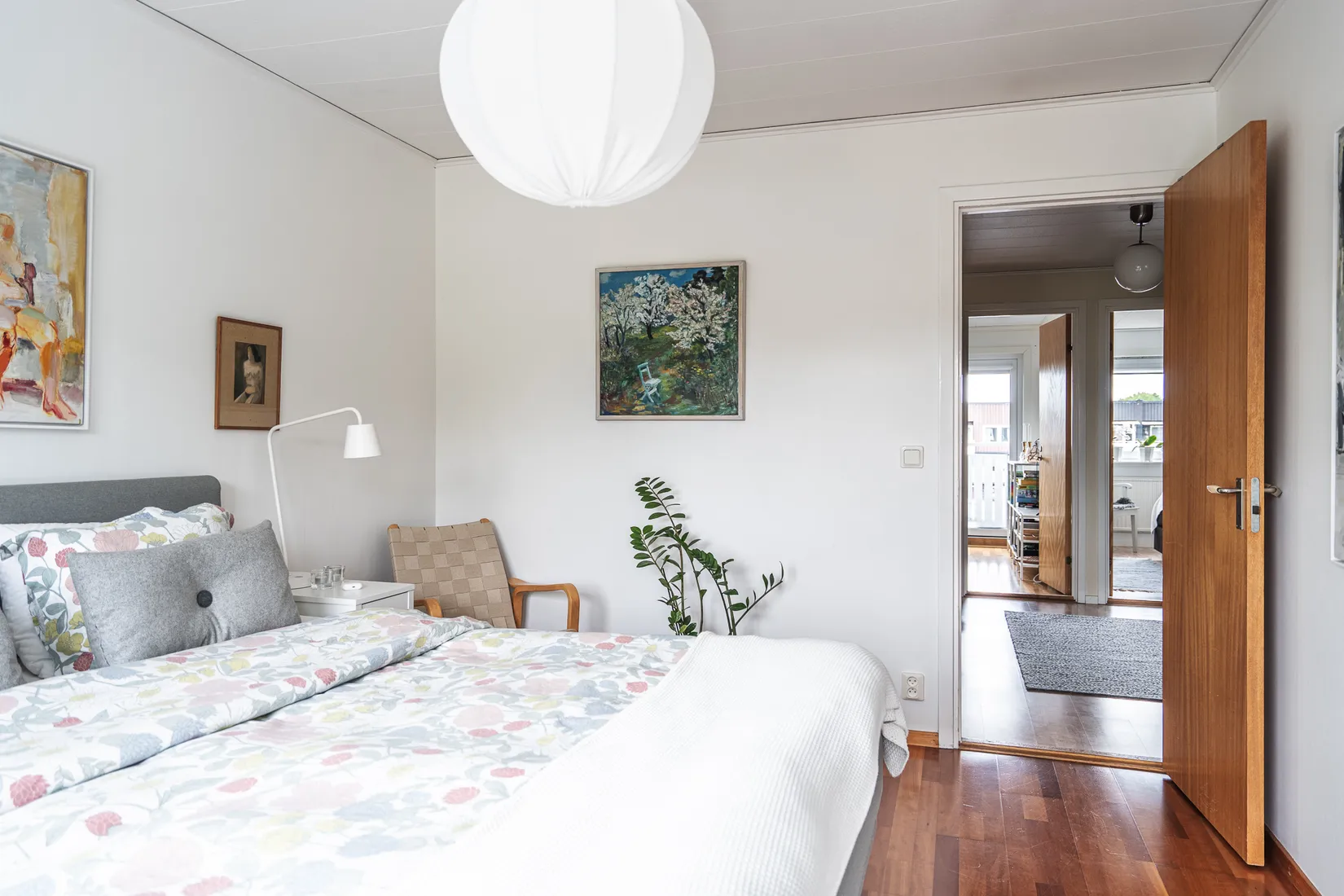 Villa, Radhus, Lurblåsargatan 9, Brandthovda, Västerås