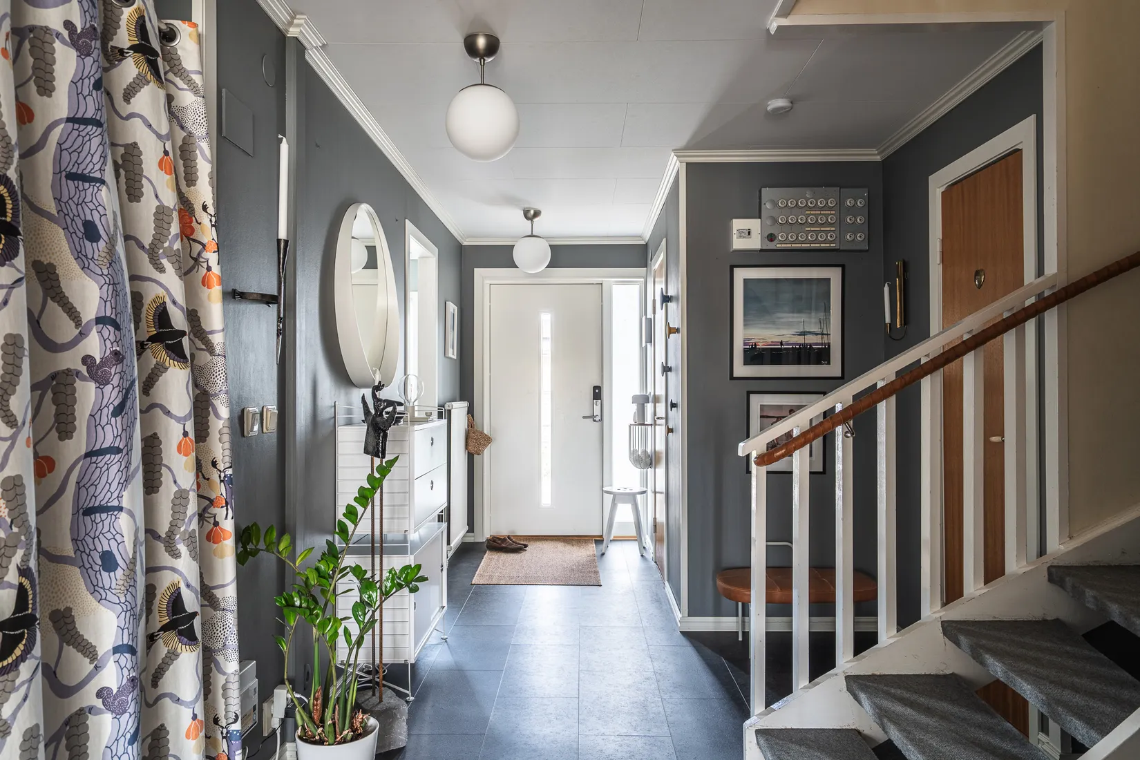 Villa, Radhus, Lurblåsargatan 9, Brandthovda, Västerås