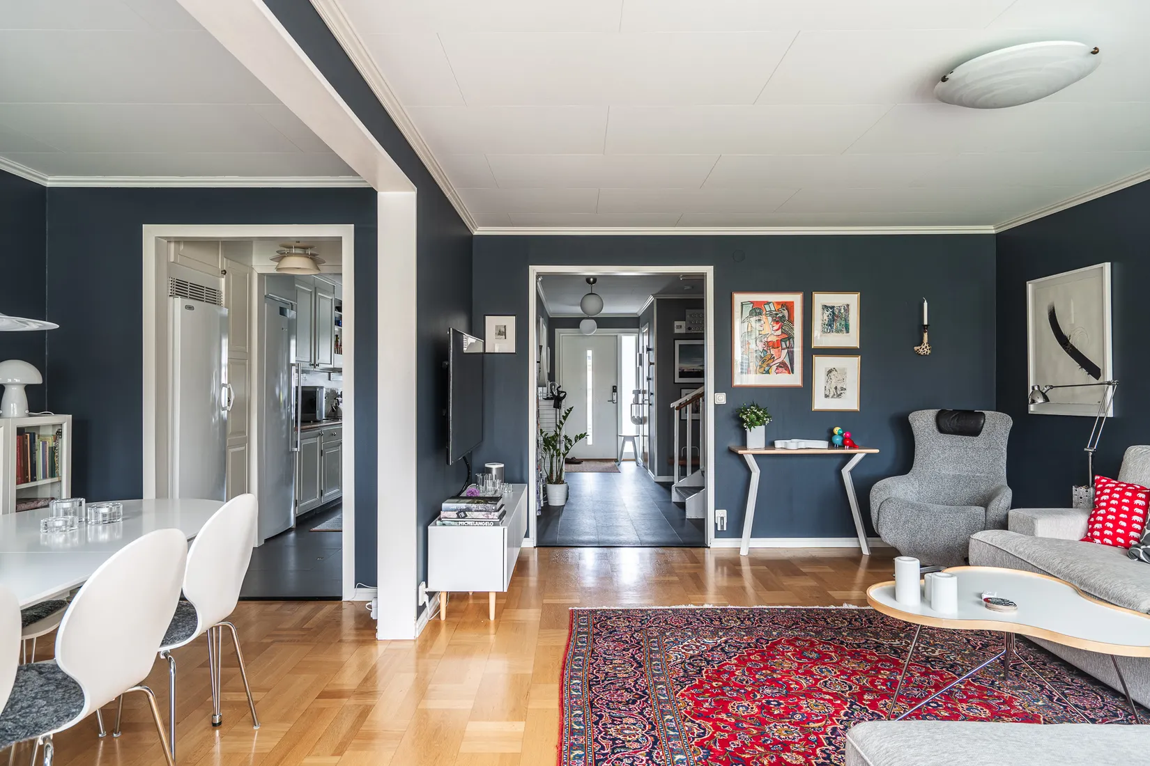 Villa, Radhus, Lurblåsargatan 9, Brandthovda, Västerås