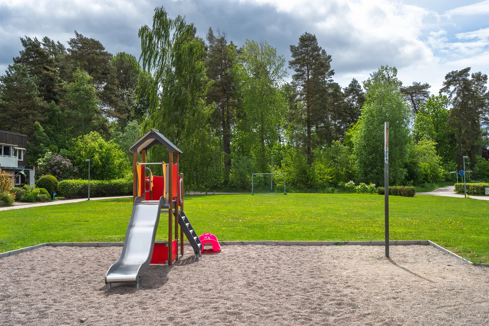 Villa, Radhus, Lurblåsargatan 9, Brandthovda, Västerås