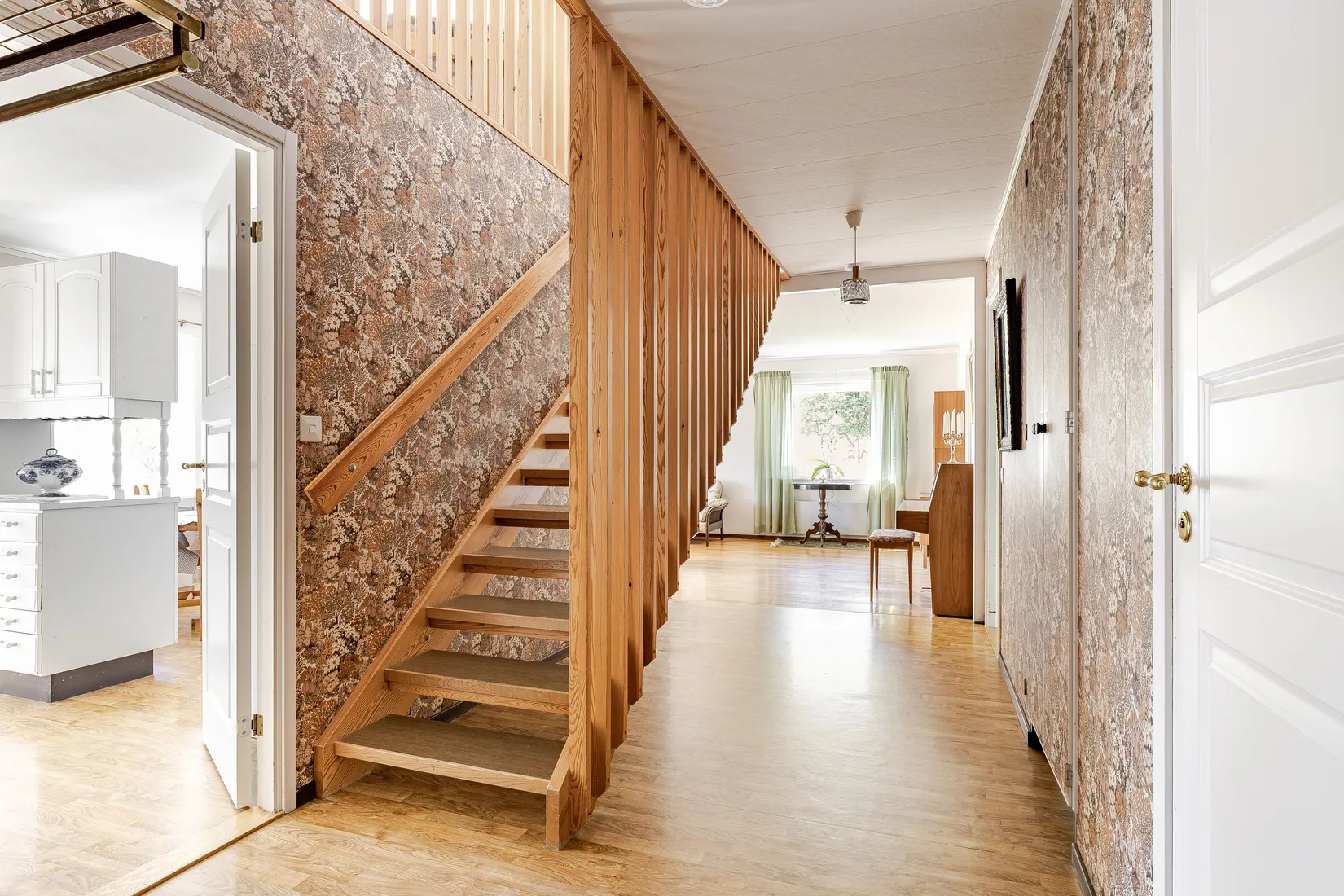 Villa, Granbergsgatan 9, Haga, Härnösand