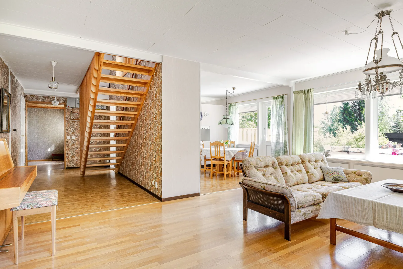 Villa, Granbergsgatan 9, Haga, Härnösand