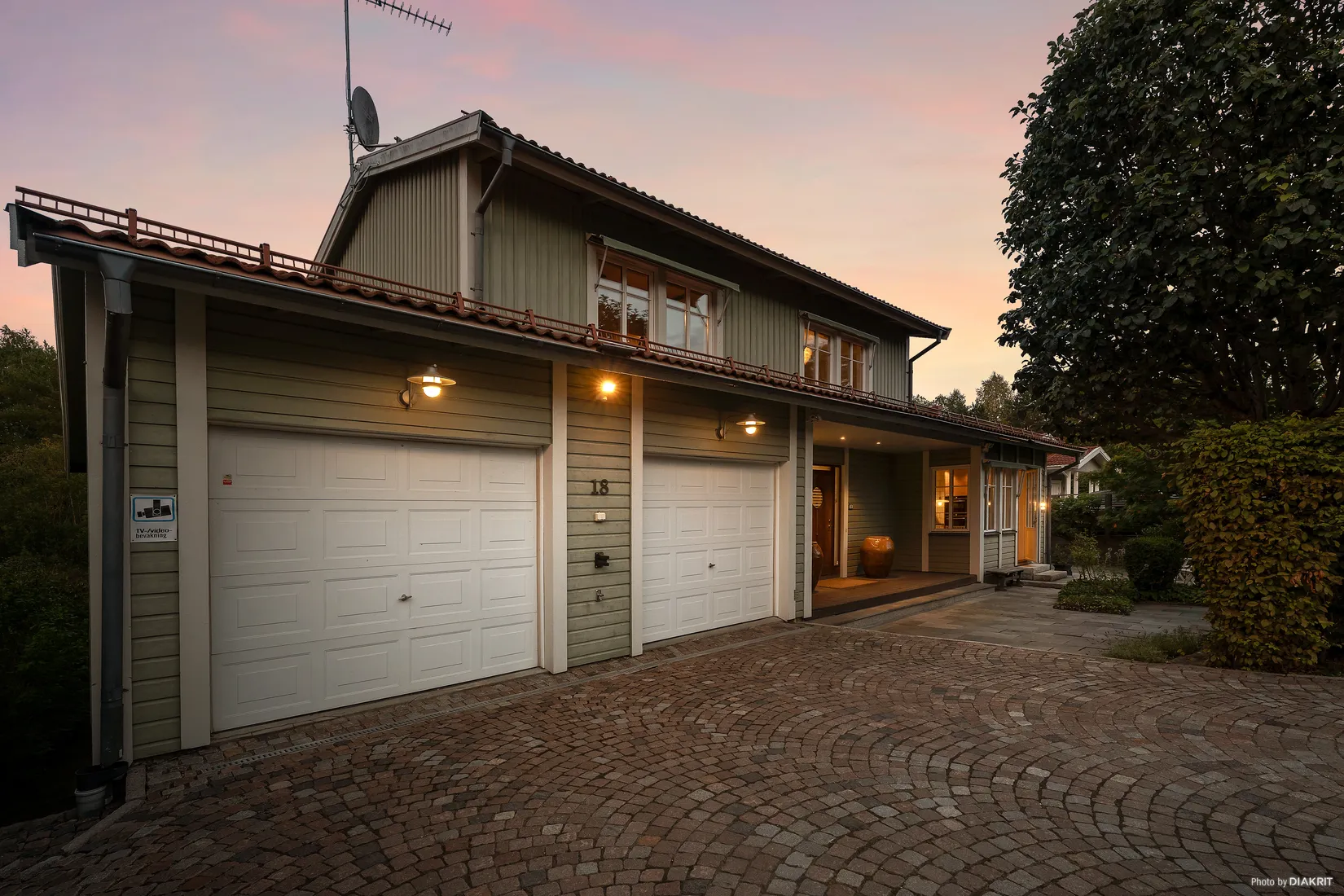 Villa, Badparksvägen 18, Gribbylund, Täby