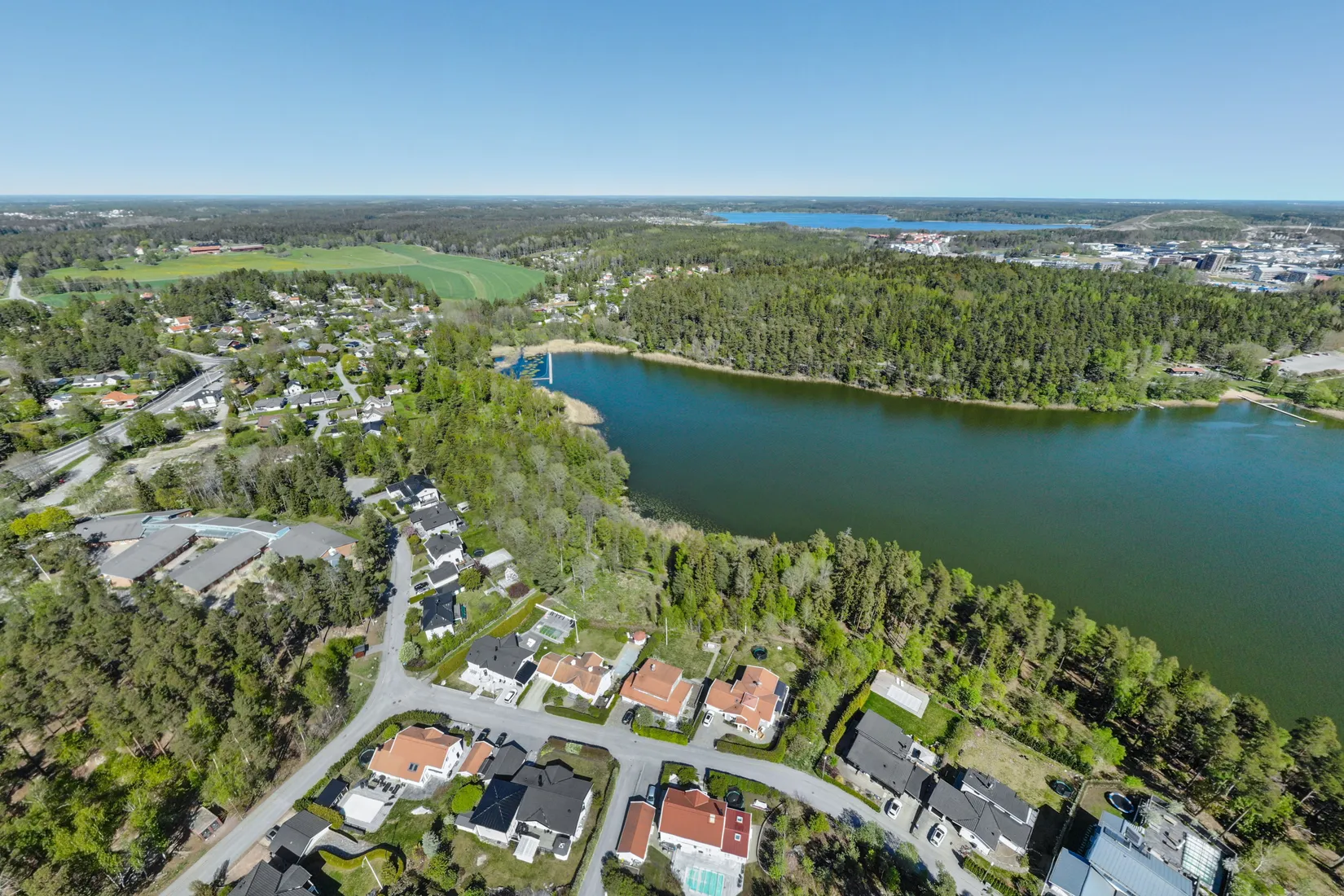 Villa, Badparksvägen 18, Gribbylund, Täby