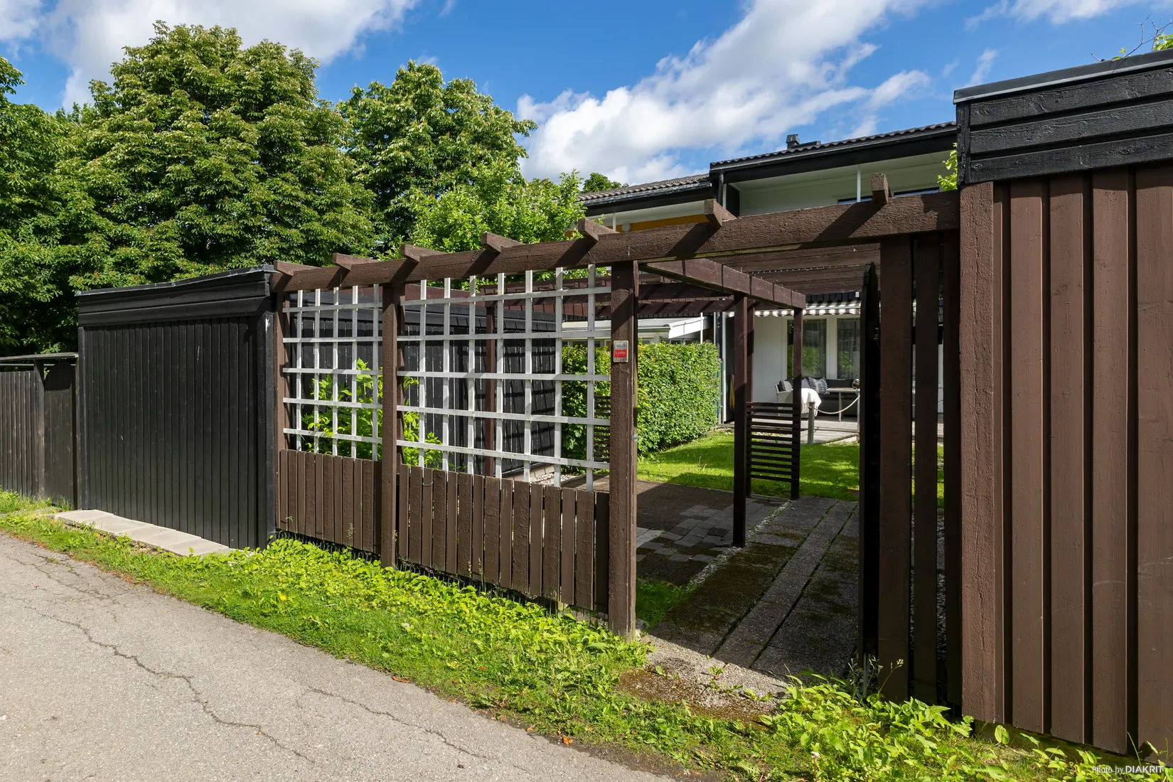 Radhus, Intagsgränd 65, Spånga  - Bromsten, Stockholm