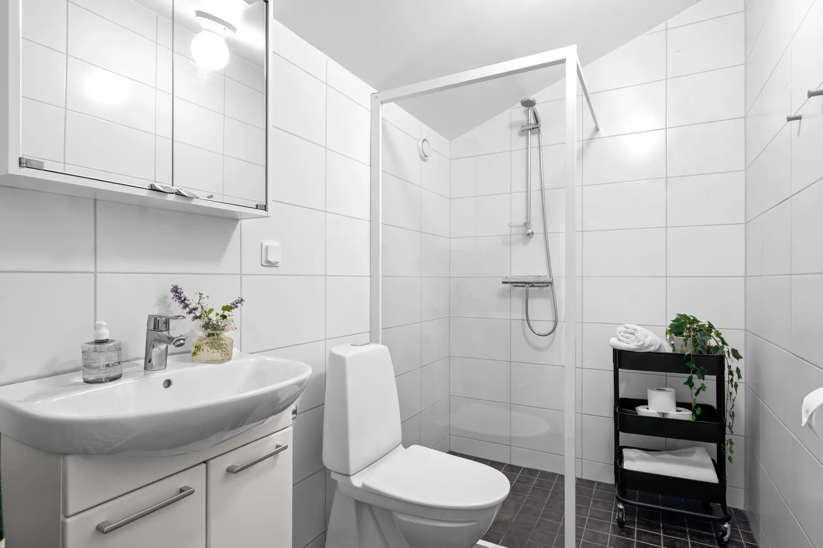 Radhus, Strövarvägen 65, Riksten, Botkyrka