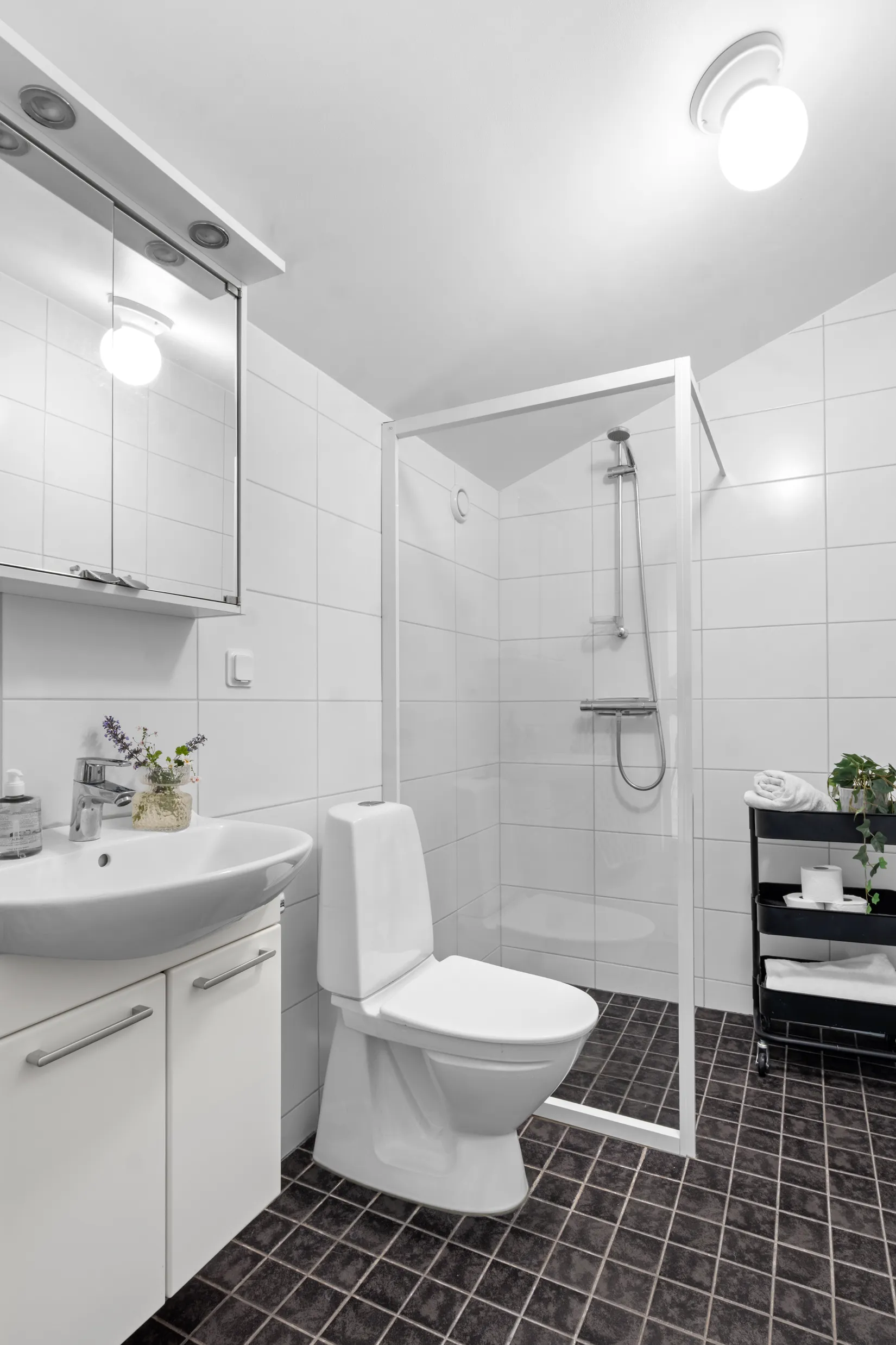 Radhus, Strövarvägen 65, Riksten, Botkyrka