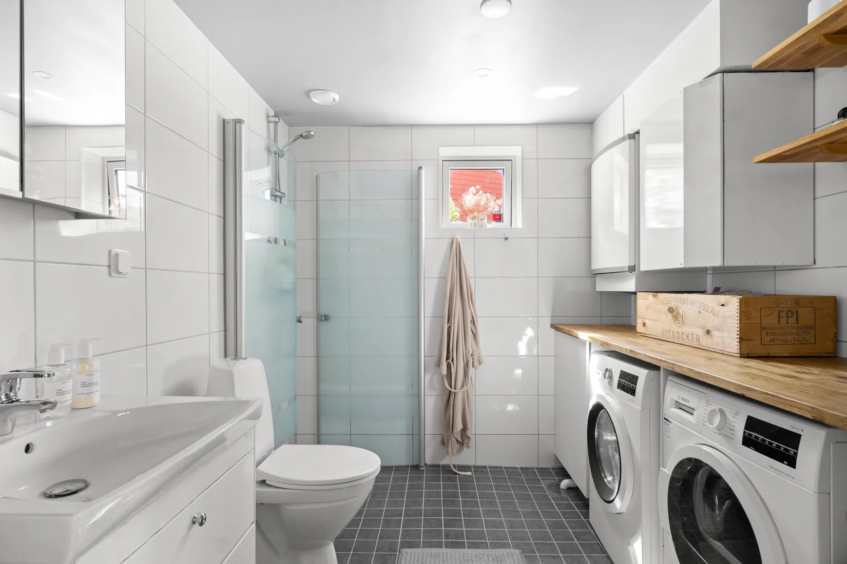Radhus, Strövarvägen 65, Riksten, Botkyrka